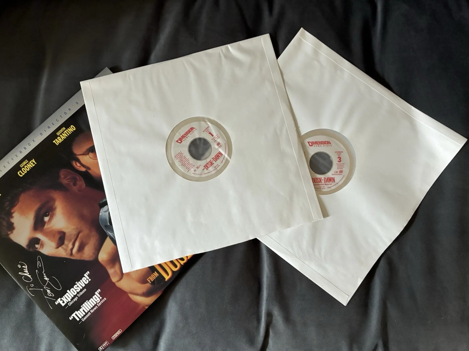 Tom Savini — SIGNED From Dusk Till Dawn 2-disc Letterbox Director's Cut Laserdisc AUTOGRAPHED, image 5