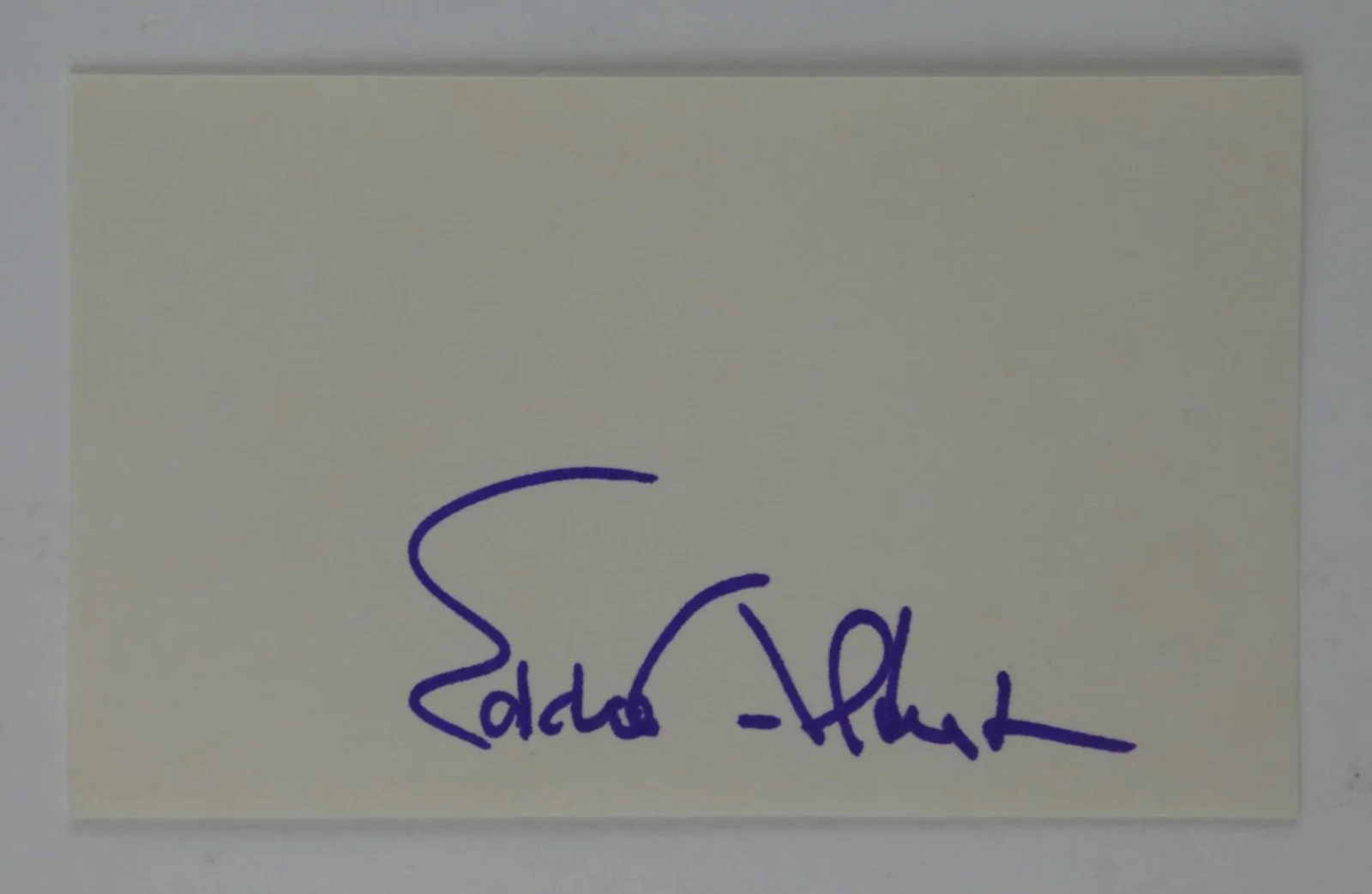 Eddie Albert — Eddie Albert Signed 3x5 Index Card Autographed Cut Green Acres Longest Yard