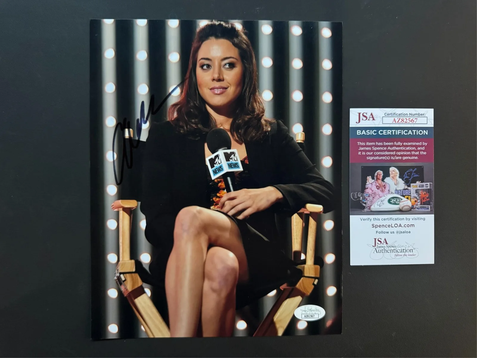 Aubrey Plaza — Aubrey Plaza Rare! autographed signed classic sexy 8x10 photo JSA Spence coa