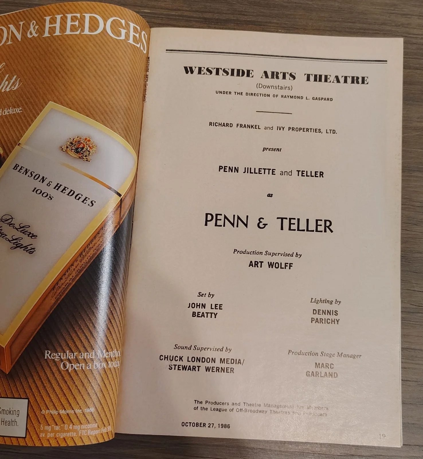 Penn, Teller — Penn & Teller Signed Autographed Playbill - Westside Arts Theatre 1986, изображение 2
