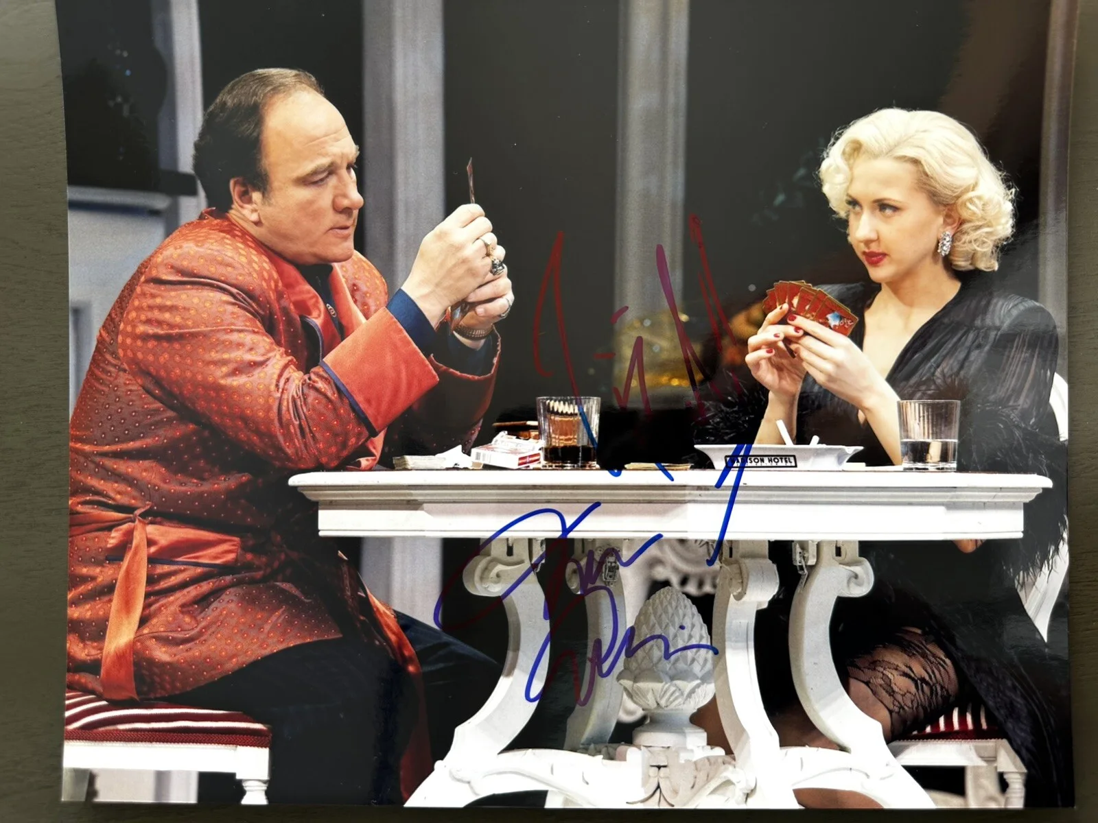 Jim Belushi — Jim Belushi & Nina Arianda signed 8x10 Photo In Person. Born Yesterday