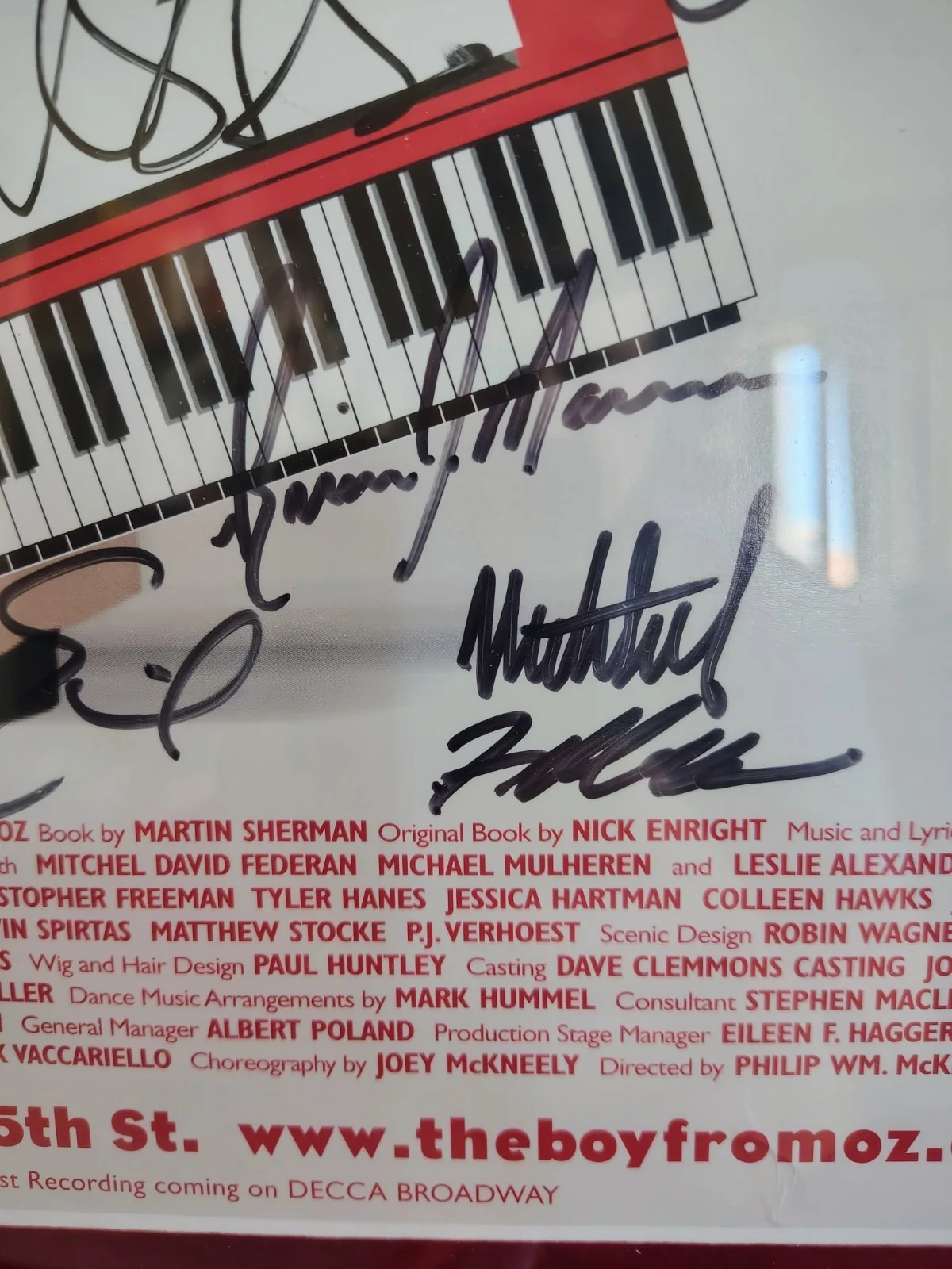Mitchel David Federan, Michael Mulheren, Isabel Keating, Matthew — The Boy From Oz Original Broadway Poster Signed by Cast Multiple Autographs, image 5