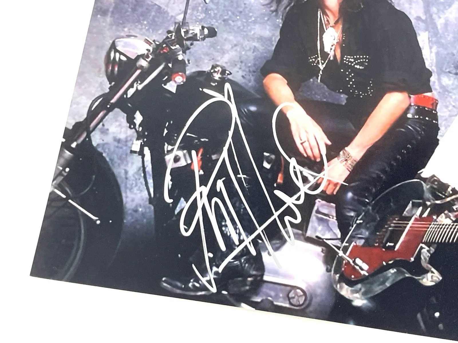 Phil Lewis Autographed Signed 8x10 Photo L.A. Guns Lead Singer ACOA Certified, изображение 2