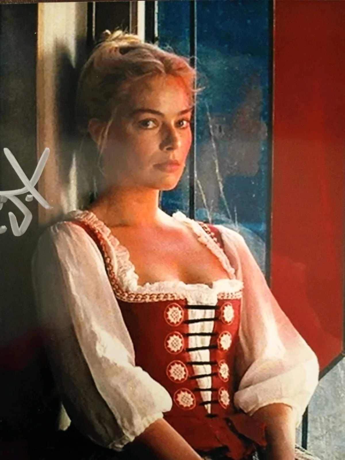 Margot Robbie — Margot Robbie Signed 8x10 COA W/ Matching Numbered Sticker, image 2