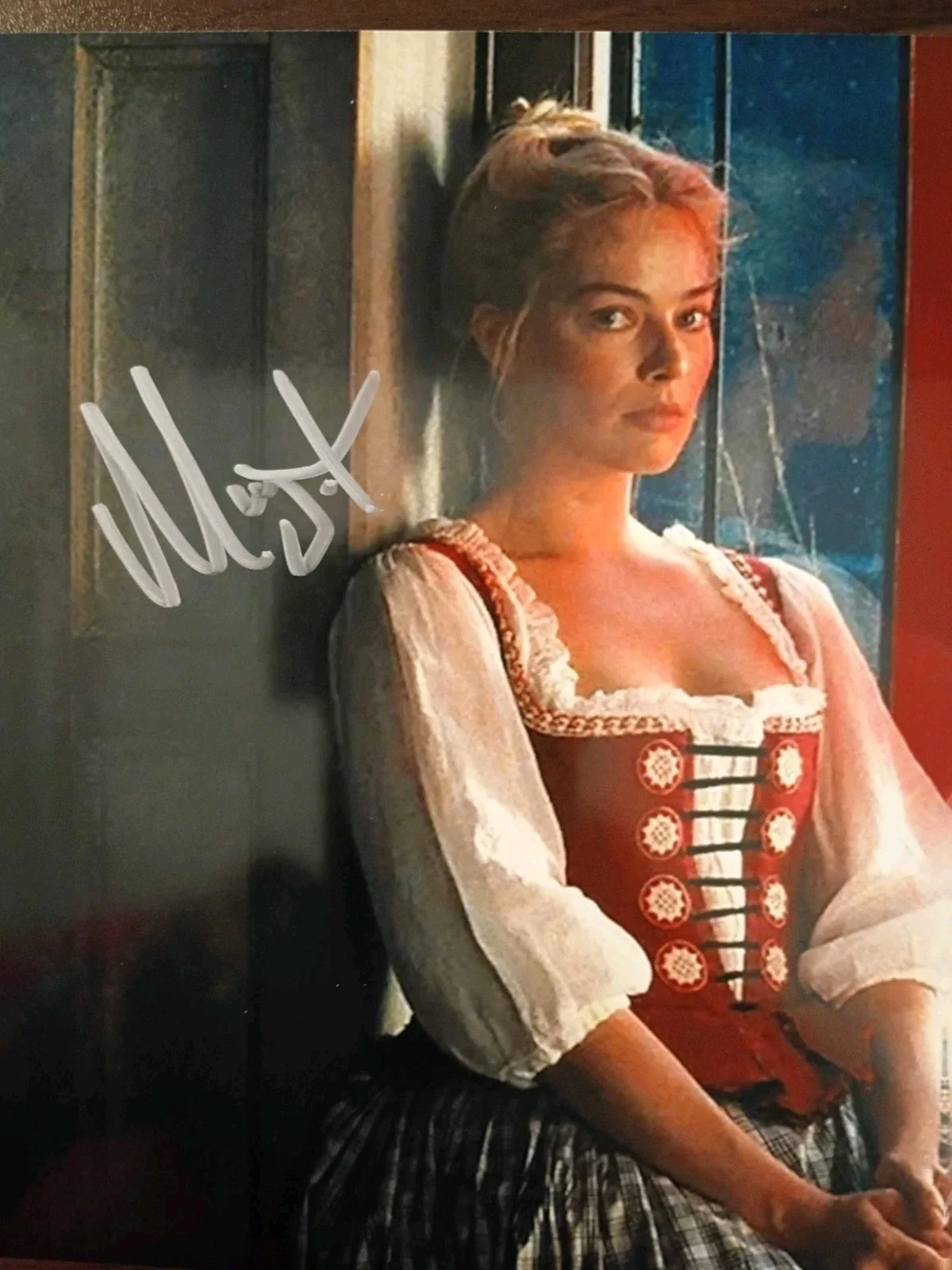 Margot Robbie — Margot Robbie Signed 8x10 COA W/ Matching Numbered Sticker, image 4