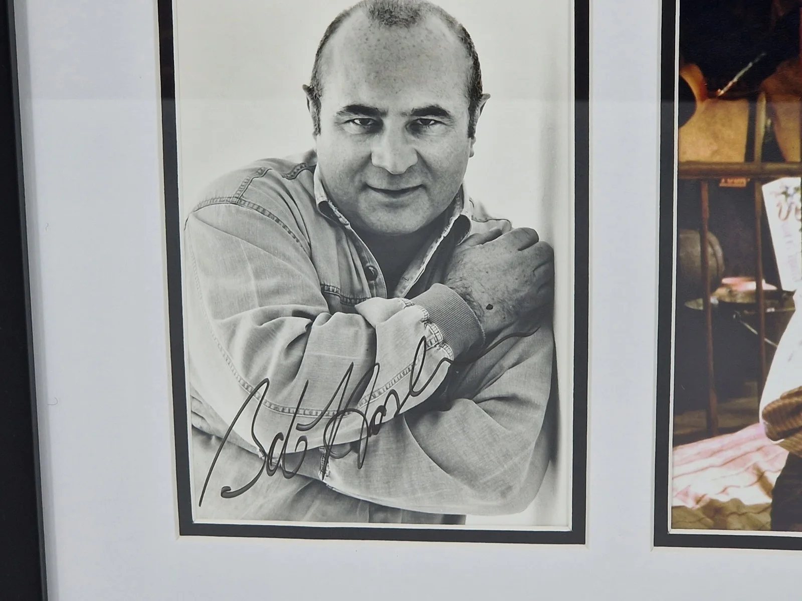 Bob Hoskins Who Framed Roger Rabbit Signed Photo & COA - 52cm x 51cm, изображение 4