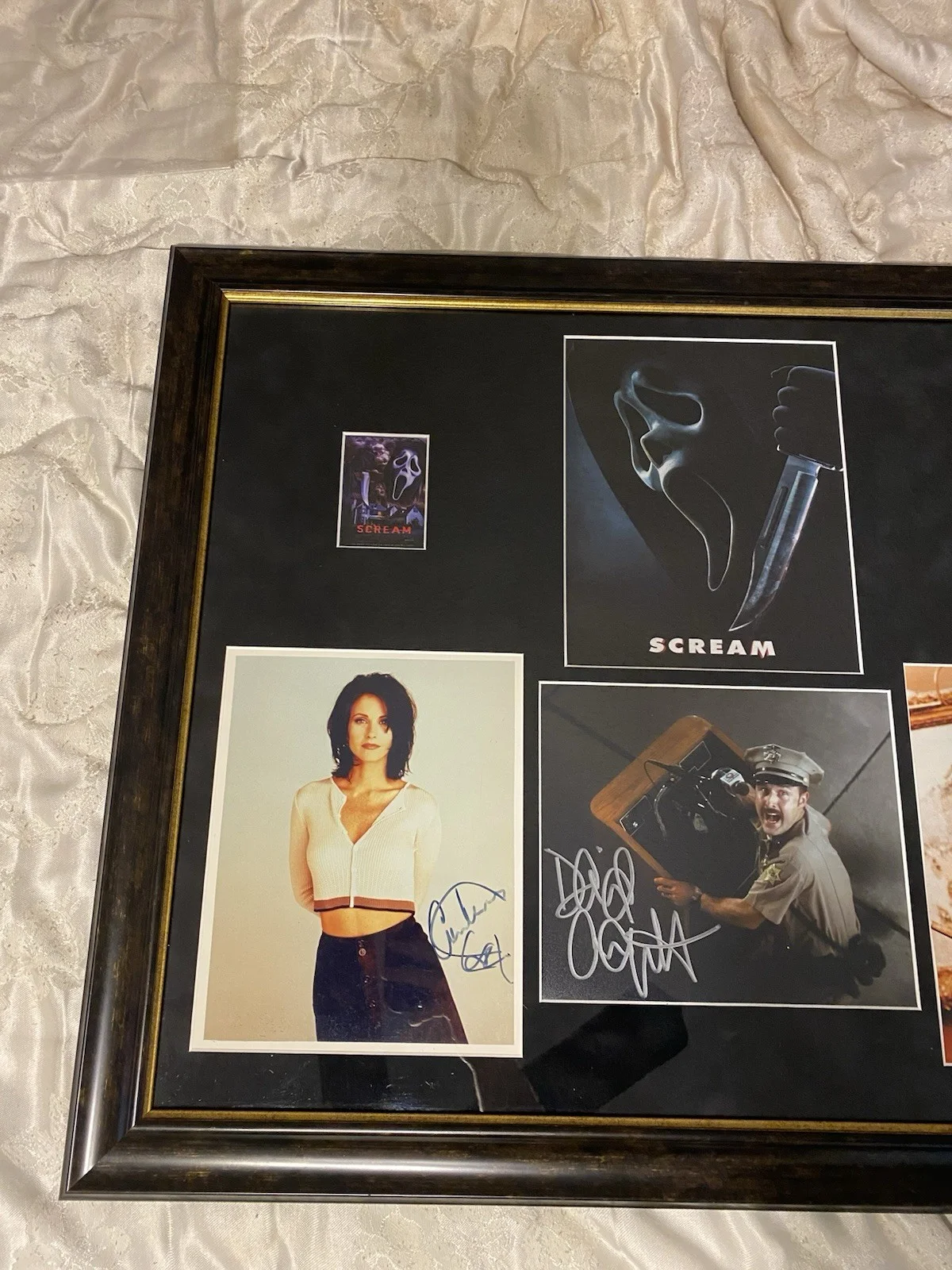Neve Campbell — Scream Cast x3Autographed Signed Framed Photo Neve Campbell Courtney Cox David, image 5
