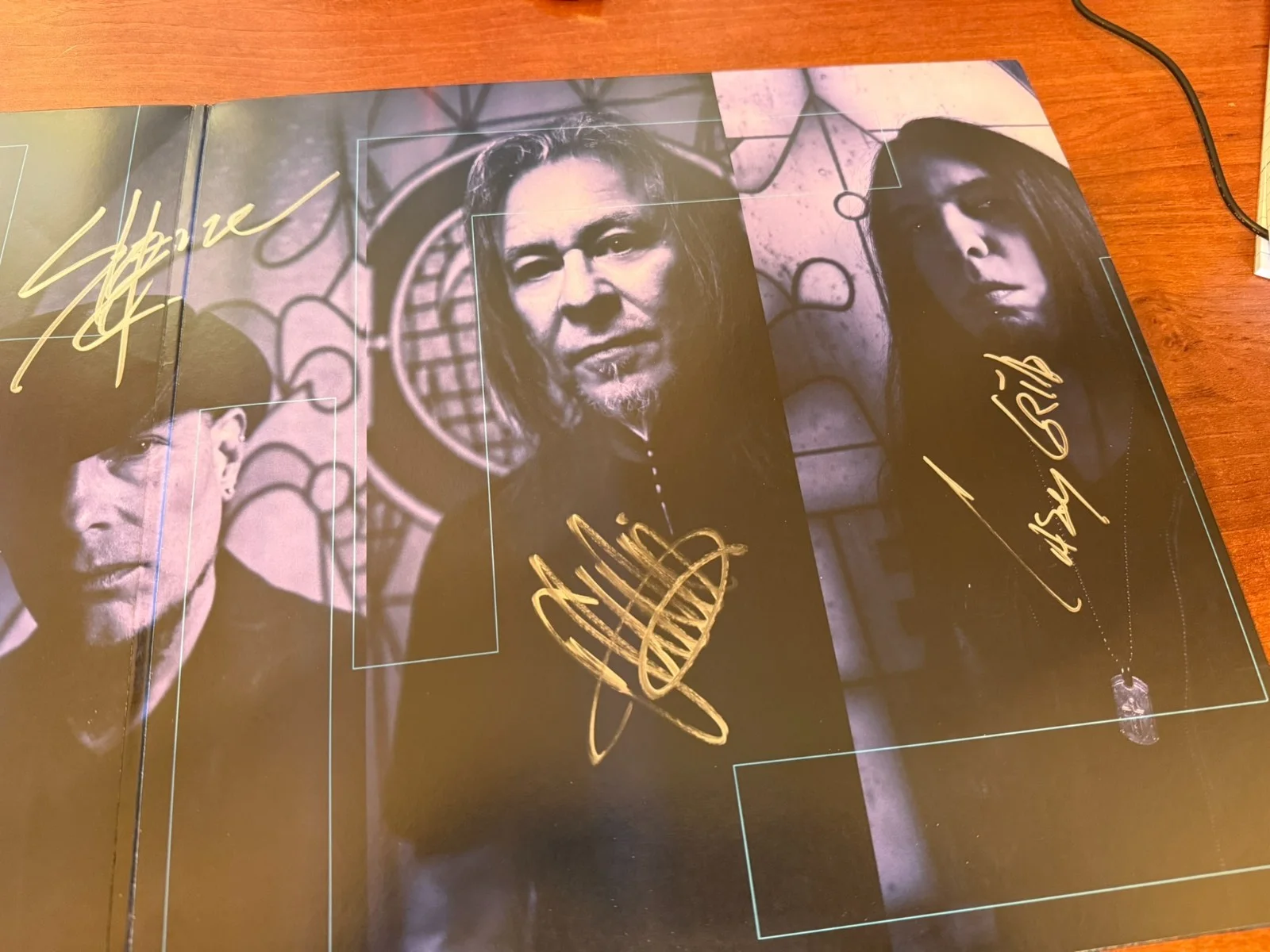 QUEENSRYCHE Signed Digital Noise Alliance Album 5x, image 4