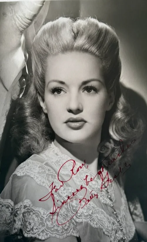 Claude Rains — BETTY GRABLE Autographed Photo HAND SIGNED GUARANTEED, image 2