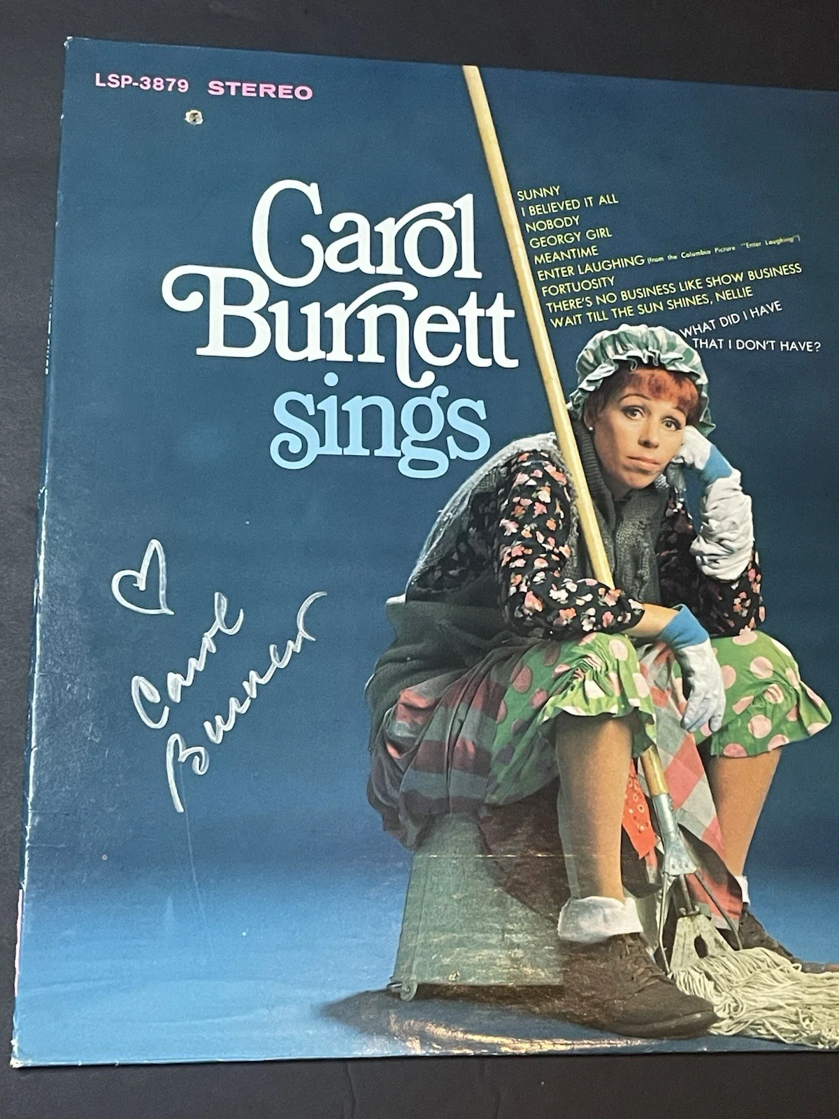 Carol Burnett Signed Sings Album Vinyl Record Rare, изображение 2