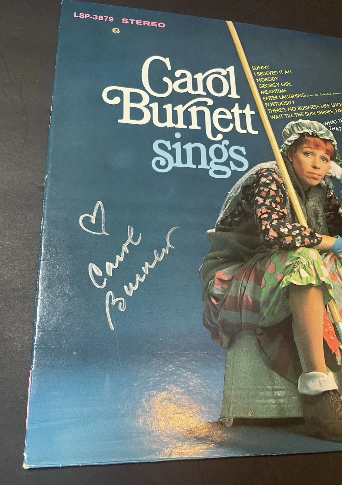 Carol Burnett Signed Sings Album Vinyl Record Rare, изображение 3