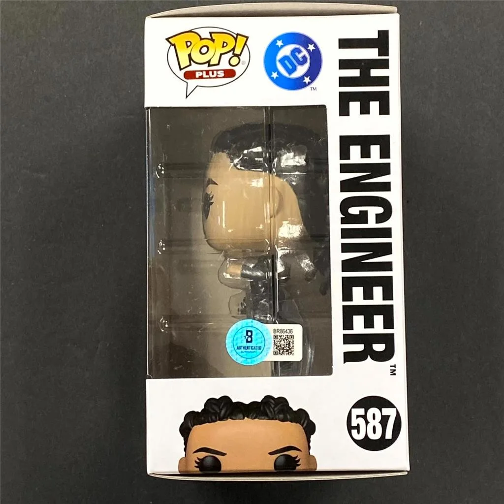 Maria Gabriela De Faria Signed Superman Engineer Funko Pop auto (B) Beckett BAS, изображение 2