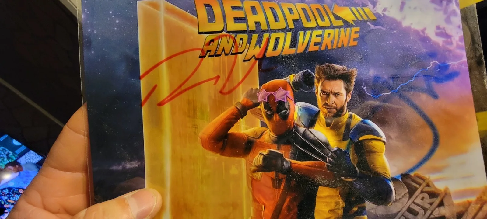 Ryan Reynolds & Hugh Jackman Autographed Deadpool&Wolverine 8.5x11 W/COA, изображение 3