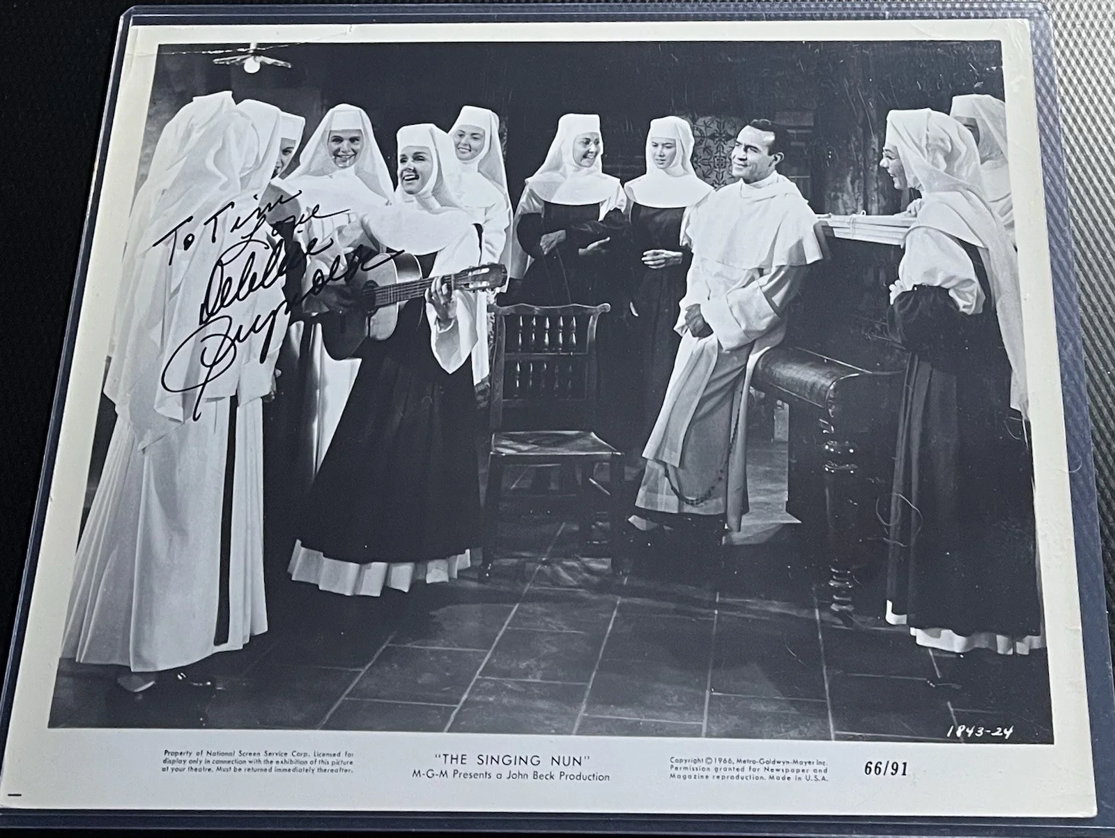 Debbie Reynolds — Debbie Reynolds Signed 8x10 Singing Nuns Official News Photo w/ Top Loader & COA, image 3