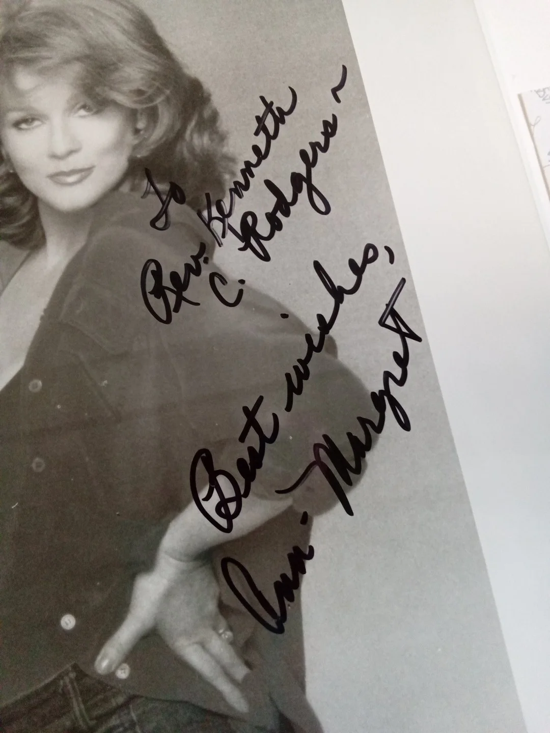 Ann-Margret Signed 8x10 Black And White Photo JSA, image 3