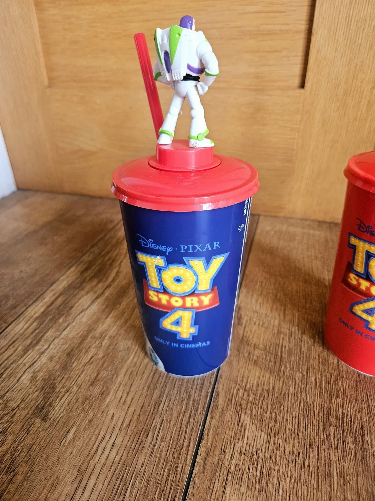 Toy Story 4 cinema tumblers featuring collectible Buzz Woody, изображение 3