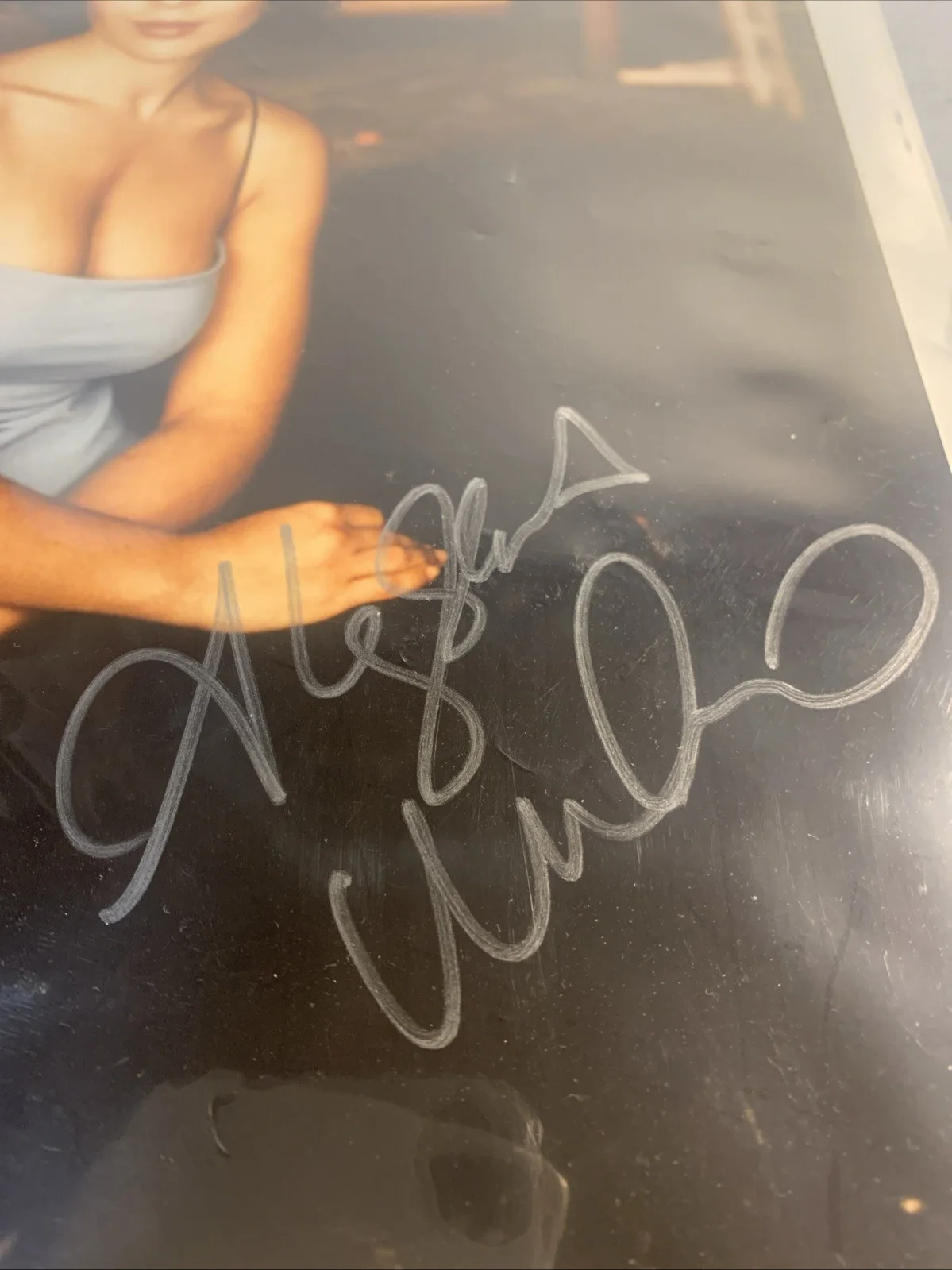 Alyssa Milano — Alyssa Milano signed 8x10 Photo autographed Picture beautiful photo with COA, изображение 2
