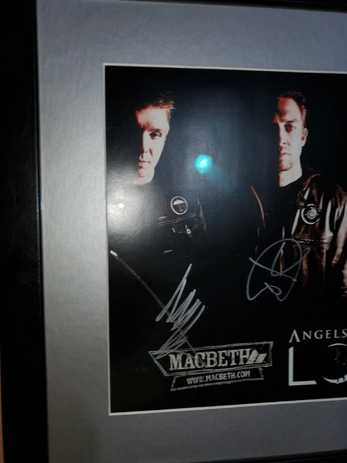 Framed Autographed Signed Angels & Airwaves Poster 2010 Delonge Hoppus! MacBeth!, изображение 2