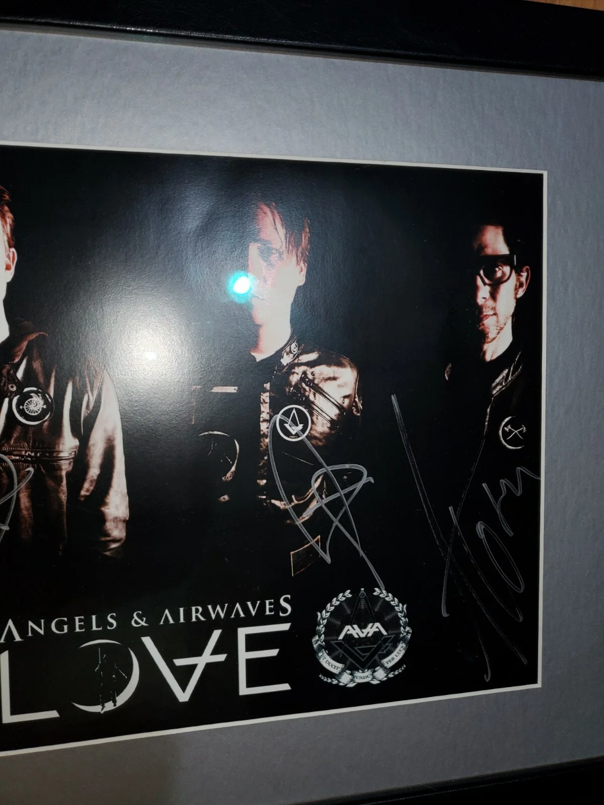 Framed Autographed Signed Angels & Airwaves Poster 2010 Delonge Hoppus! MacBeth!, изображение 4