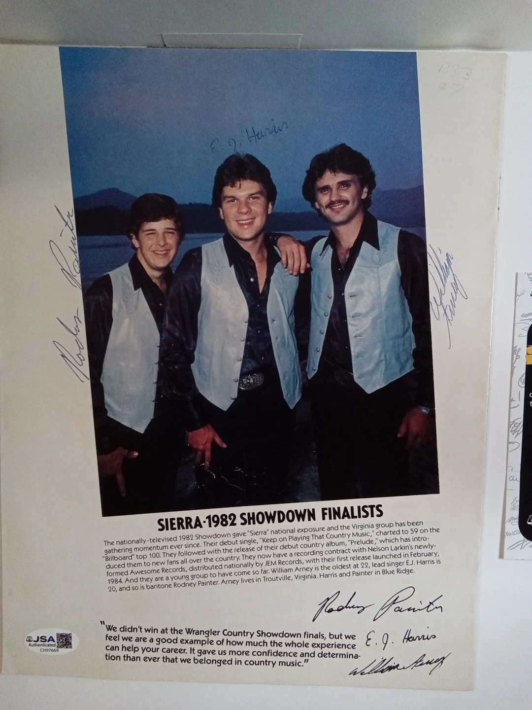 1984 Wrangler Country Showdown Magazine Signed Arney, Harris, Painter JSA, image 2