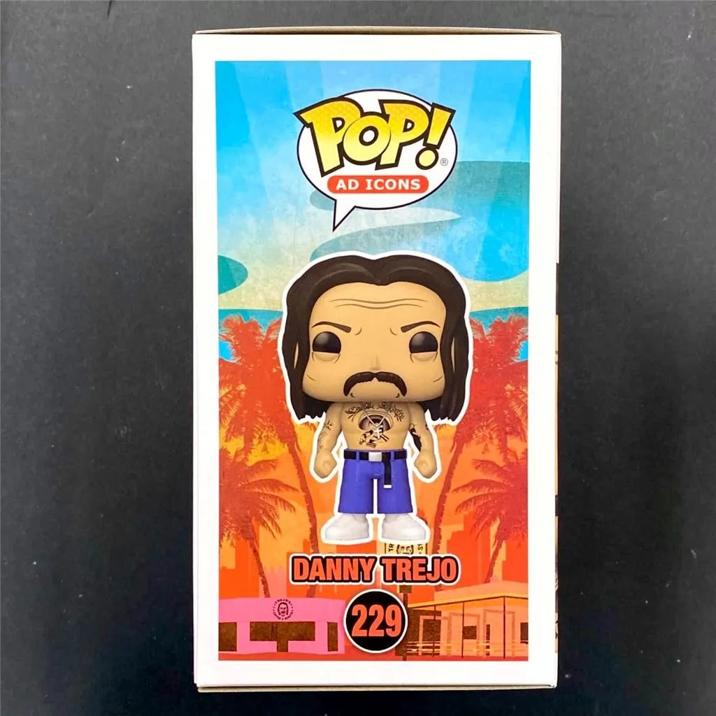 Danny Trejo signed Funko Pop Vinyl Figure 229 autograph (B) Beckett BAS, изображение 4