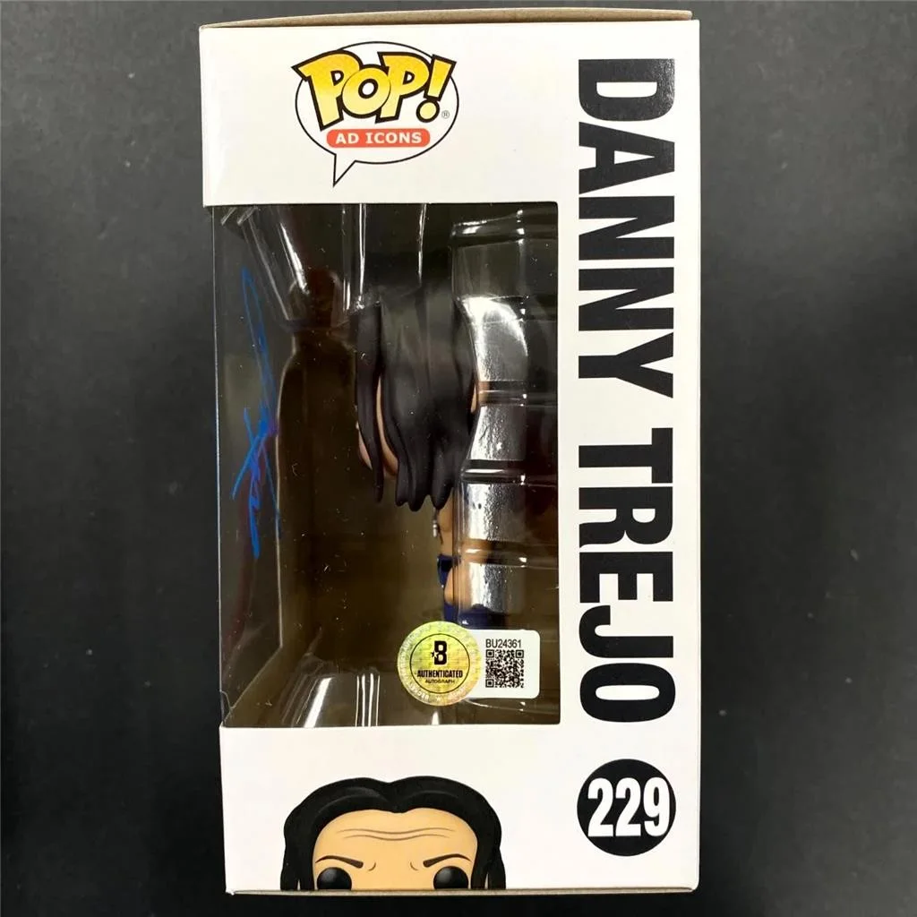Danny Trejo signed Funko Pop Vinyl Figure 229 autograph (A) Beckett BAS, изображение 2