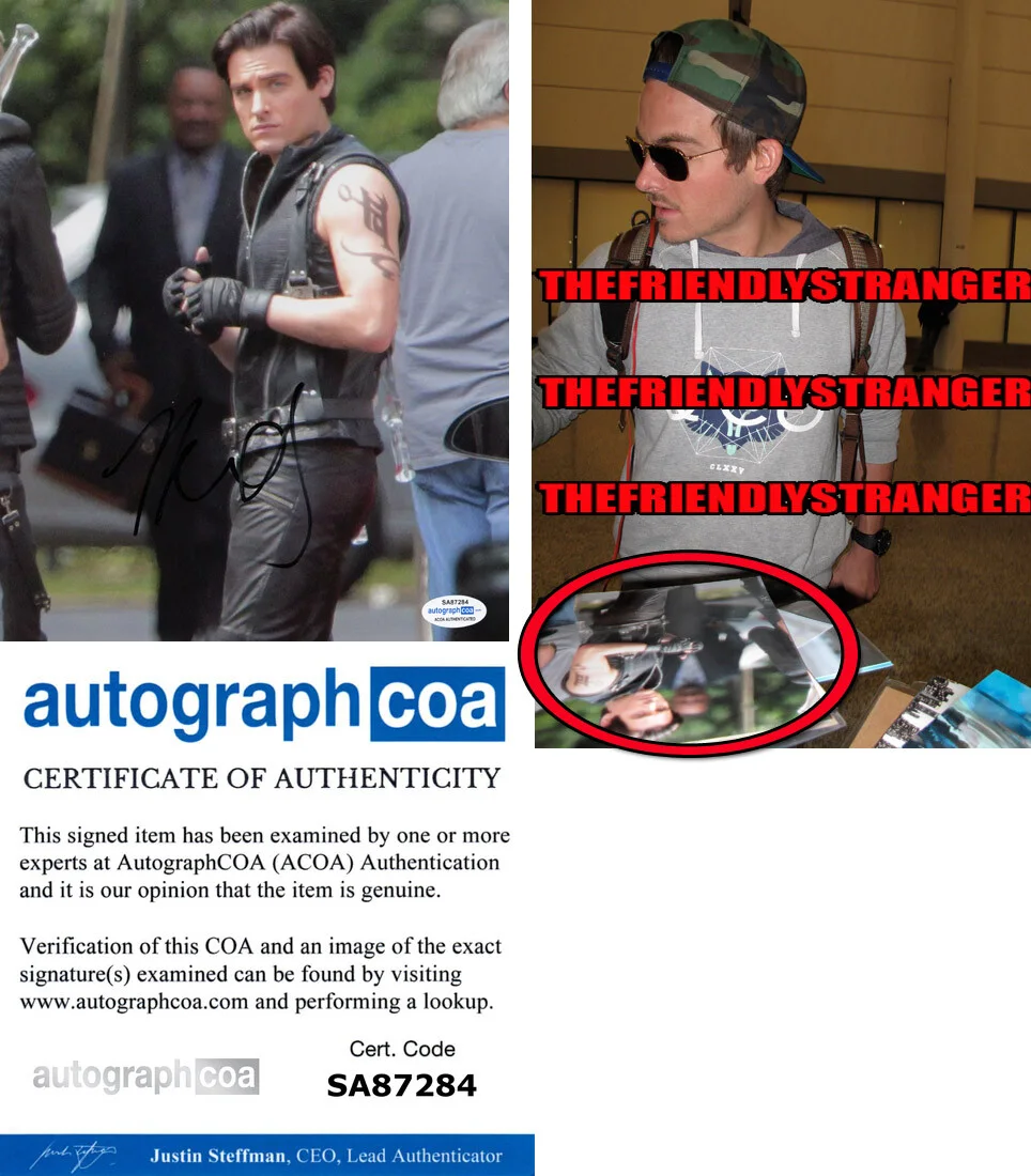 Kevin Zegers — Kevin Zegers signed "MORTAL INSTRUMENTS" 8x10 Photo a EXACT PROOF Alec ACOA COA