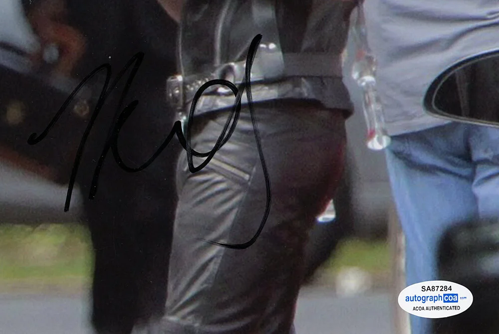 Kevin Zegers — Kevin Zegers signed "MORTAL INSTRUMENTS" 8x10 Photo a EXACT PROOF Alec ACOA COA, изображение 5