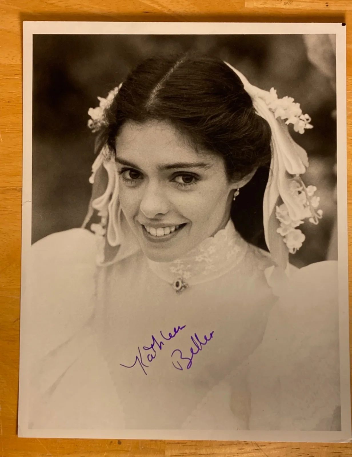 Hand SIGNED Kathleen Beller 7x9 Vintage Photo Dynasty, The Godfather, The Betsy, изображение 2
