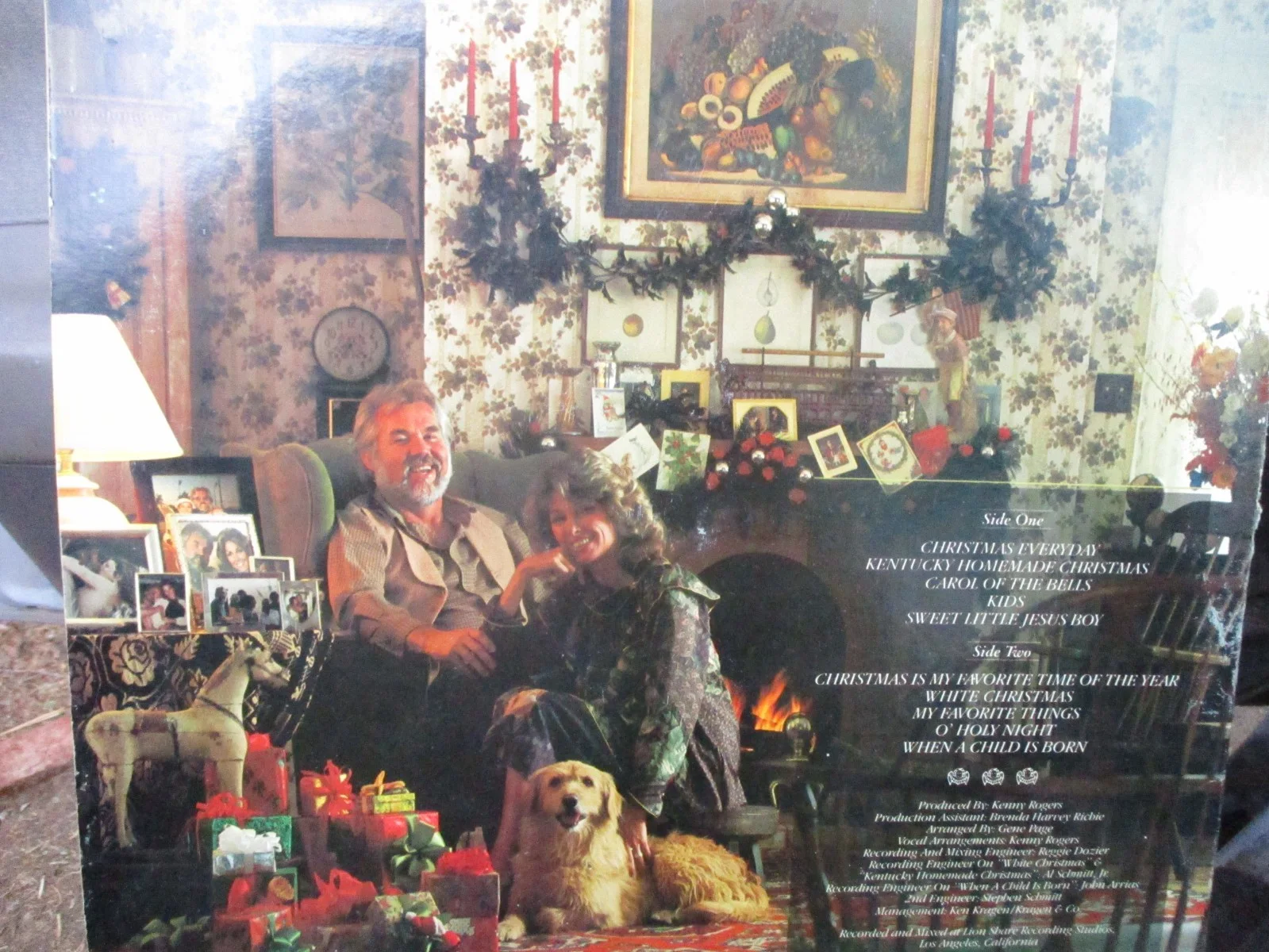 SIGNED KENNY ROGER'S ALBUM (KENNY ROGERS CHRISTMAS, 1981)!!, image 5