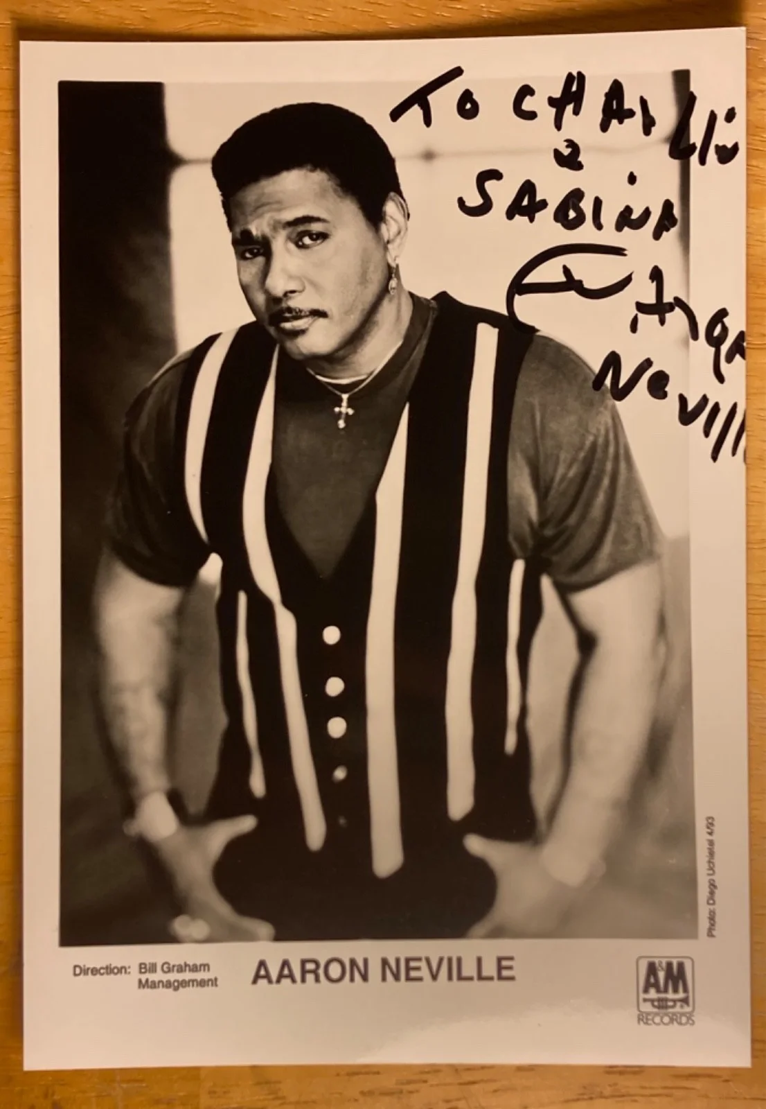 Hand SIGNED Aaron Neville 5x7 Agency Press Photo (A&M Records) Musician Singer, изображение 2