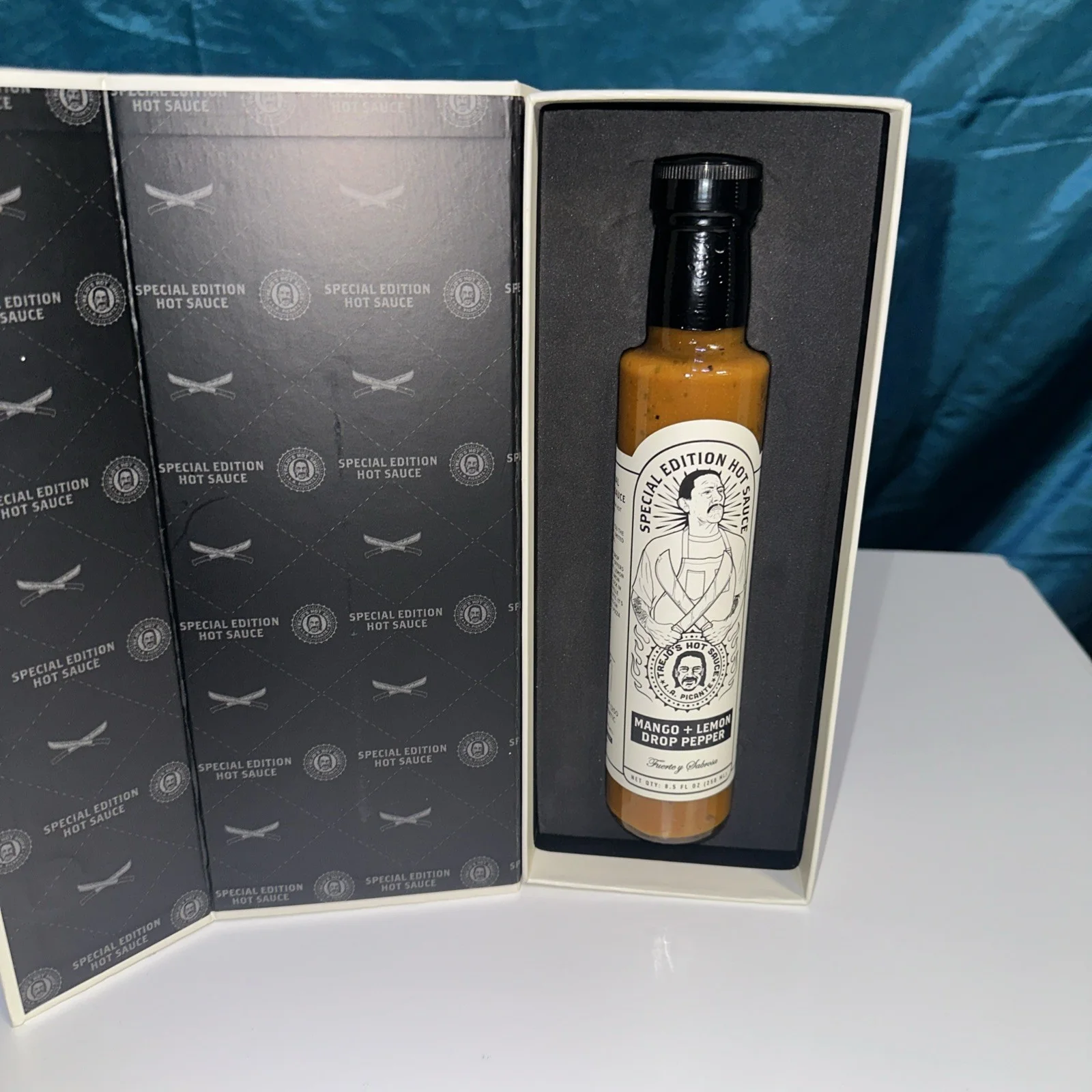 Special Edition Trejo’s Hot Sauce Mango & Lemon Drop Pepper. AUTOGRAPH LIMITED, изображение 4