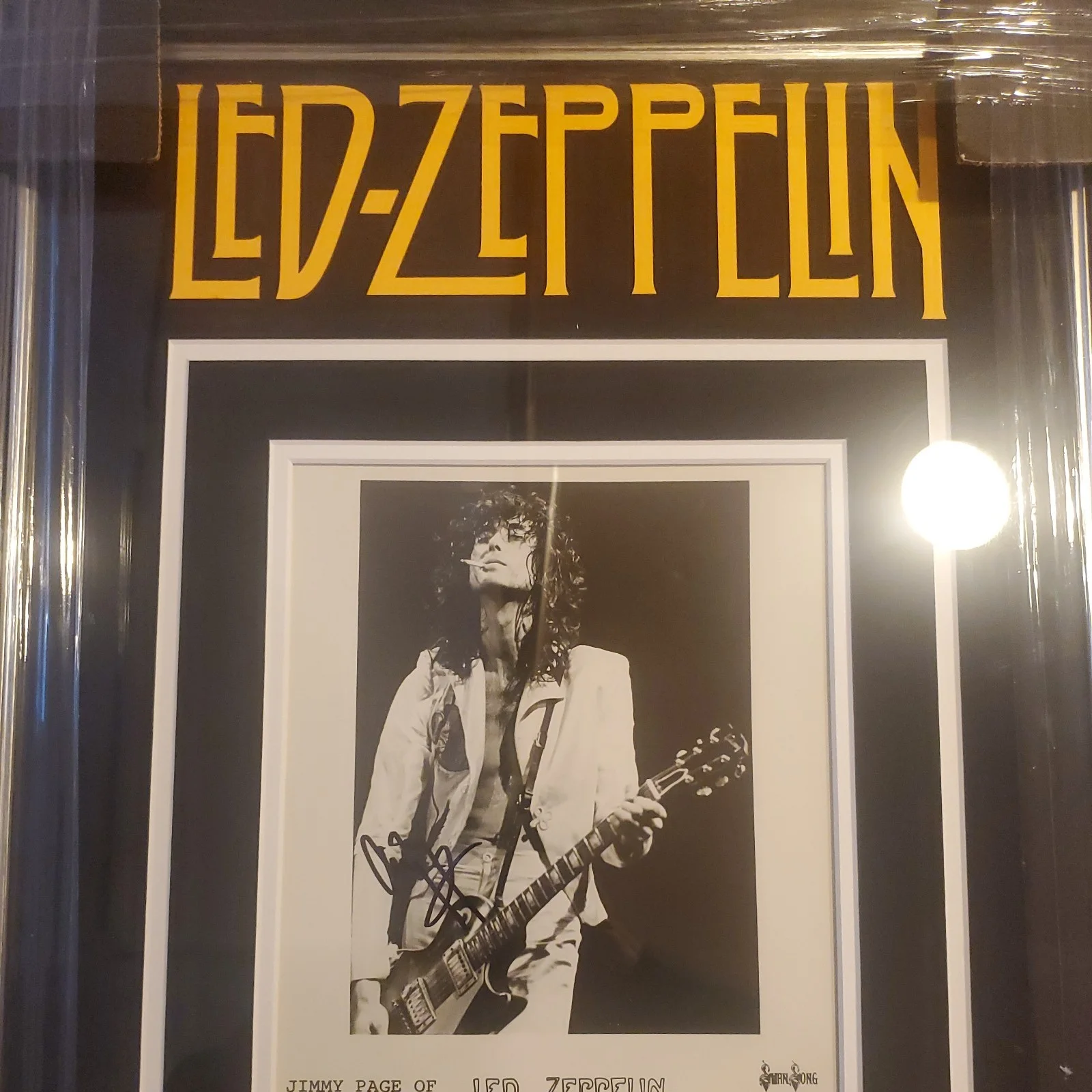 Jimmy Page Signed/Autographed Promotional Photo Museum Framed w/ COA 25x19, изображение 2
