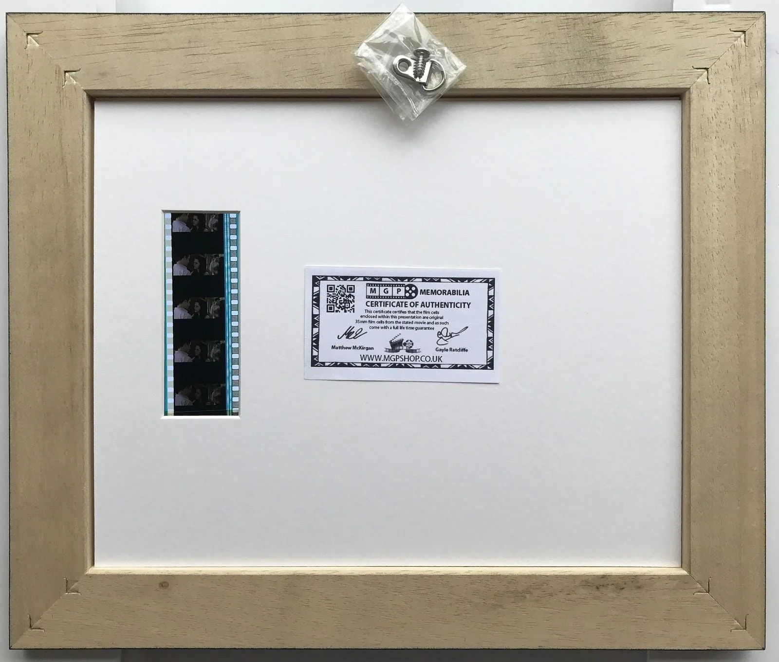 THE TWILIGHT SAGA Signed Repro + Original 35mm Film Cells in Quality Wood Frame, изображение 3
