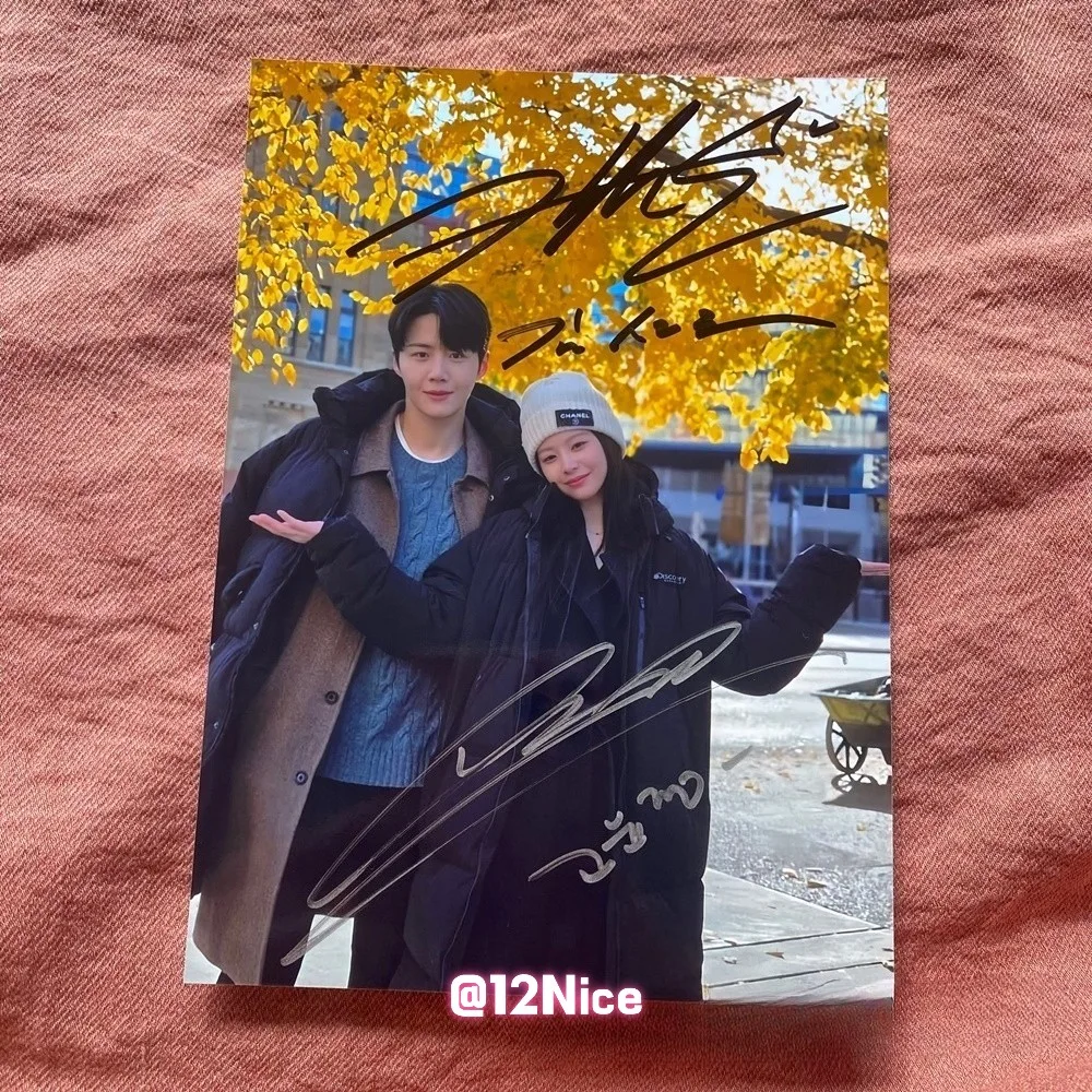 Can This Love Be Translated? Kim Seon Ho Go Yoon Jung Autographed Photo #Nice, image 3