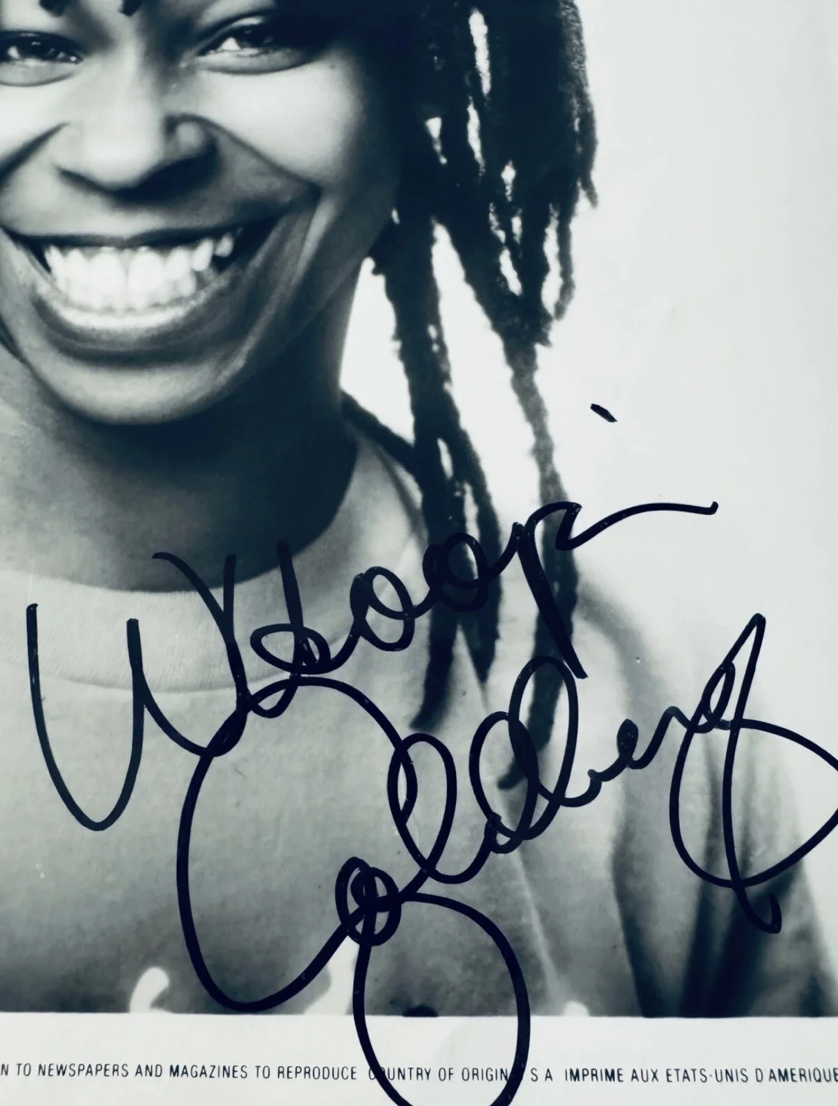 WHOOPI GOLDBERG — Whoopi Goldberg Signed 8x10 B&W Photo COA. • VINTAGE The Color Purple movie, изображение 3