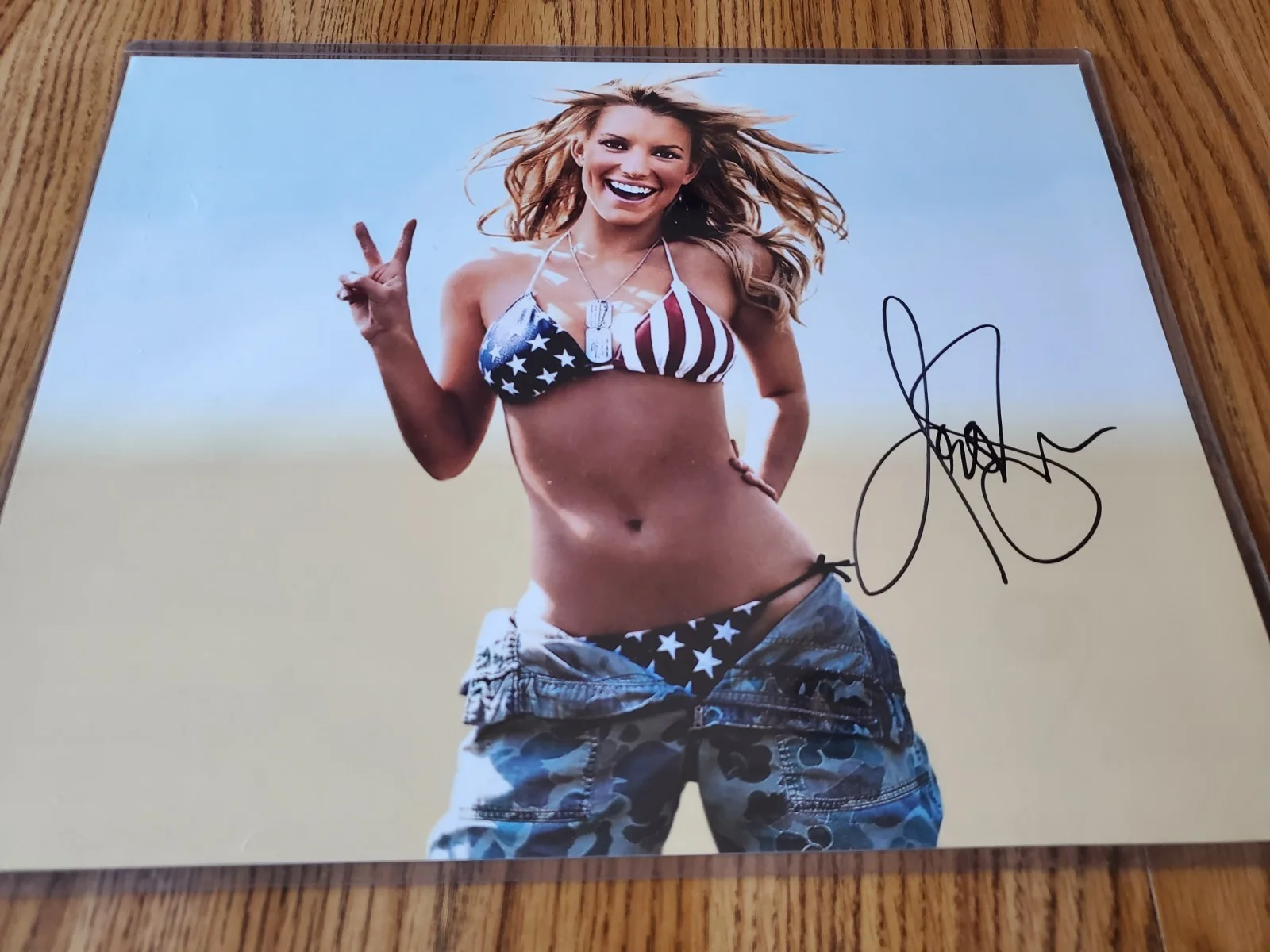 Jessica Simpson — JESSICA SIMPSON 11X14 Autographed Photo with Letter of Authenticity