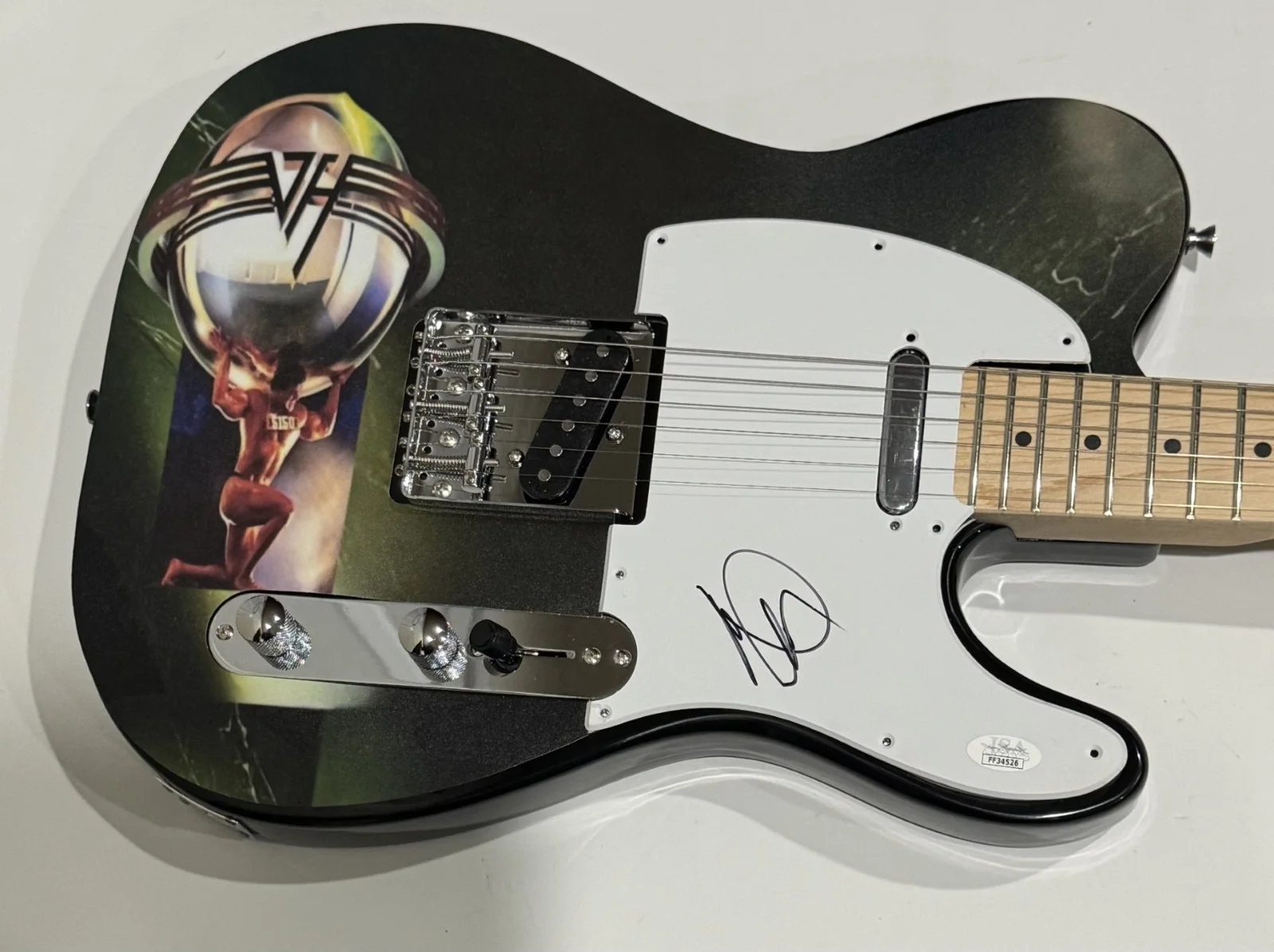 MICHAEL ANTHONY SIGNED CUSTOM VAN HALEN 5150 ELECTRIC GUITAR JSA COA, image 2