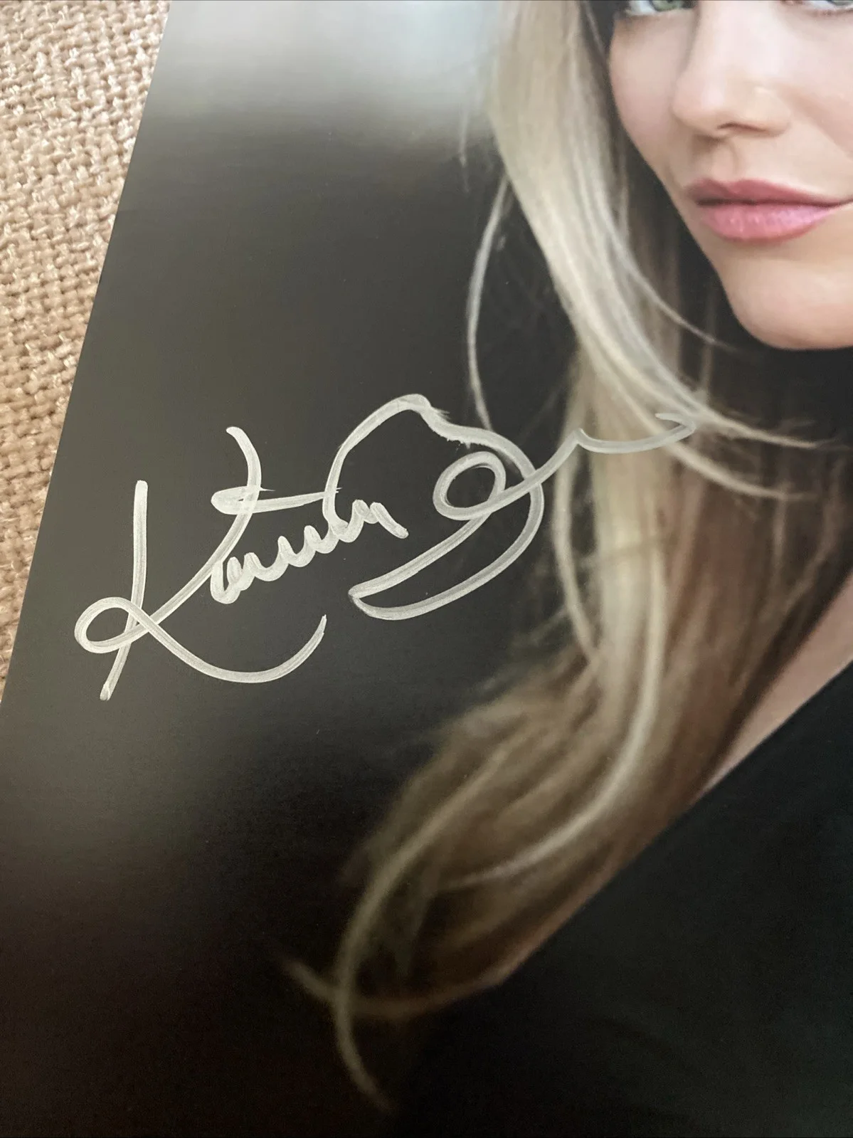 Katrina Bowden Actress Signed 8x10 Photo Beckett BAS, image 2