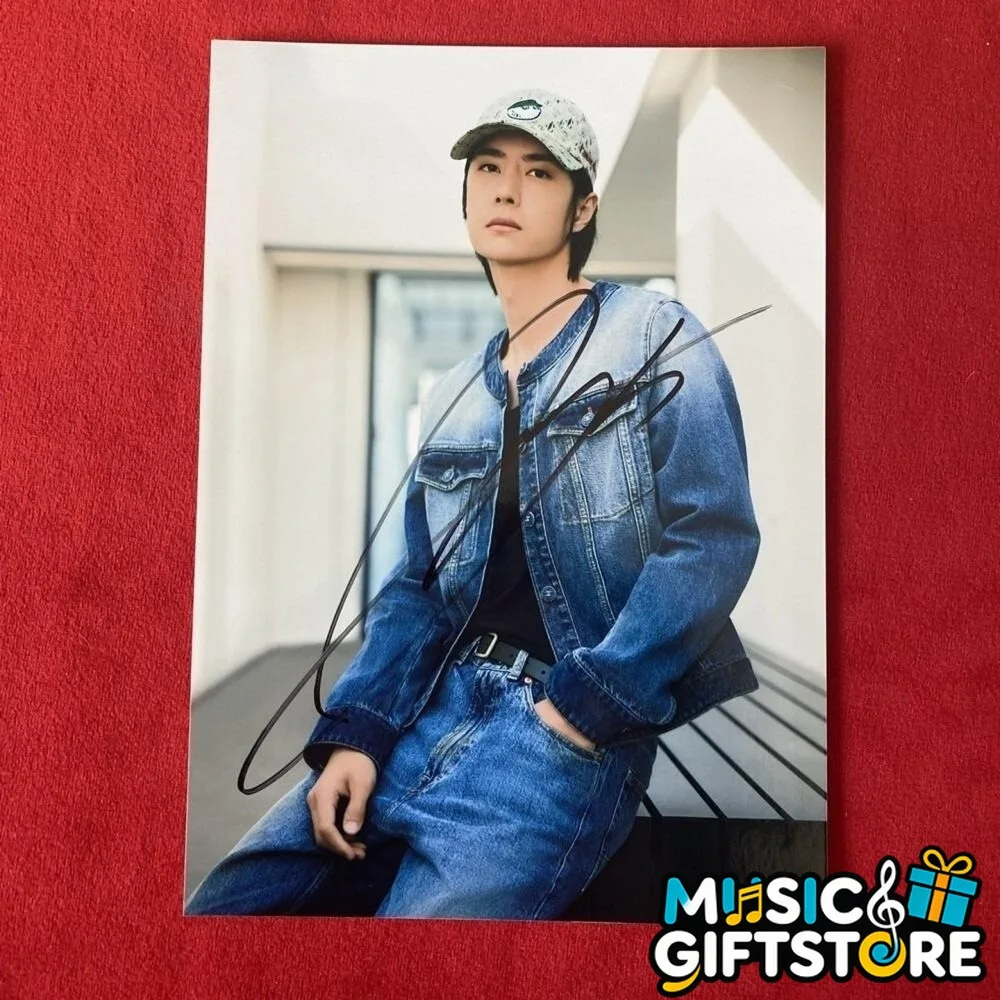 WANG YIBO YI BO PHOTO CARD PICTURE SIGNED AUTOGRAPHED COLLECTION 4*6 2025J #MUGS, изображение 4