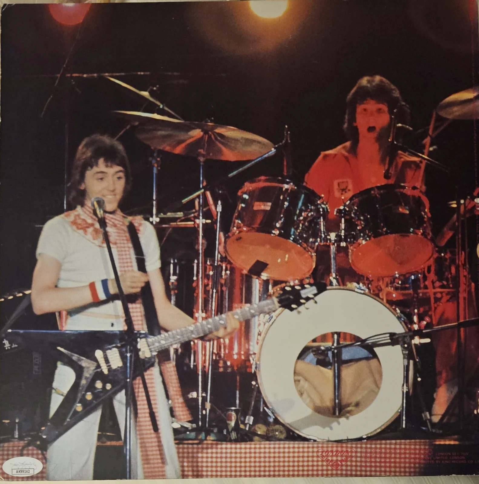 Pat McGlynn ( Bay City Rollers) AUTOGRAPHED 1978 Birthday Album JSA COA, image 3