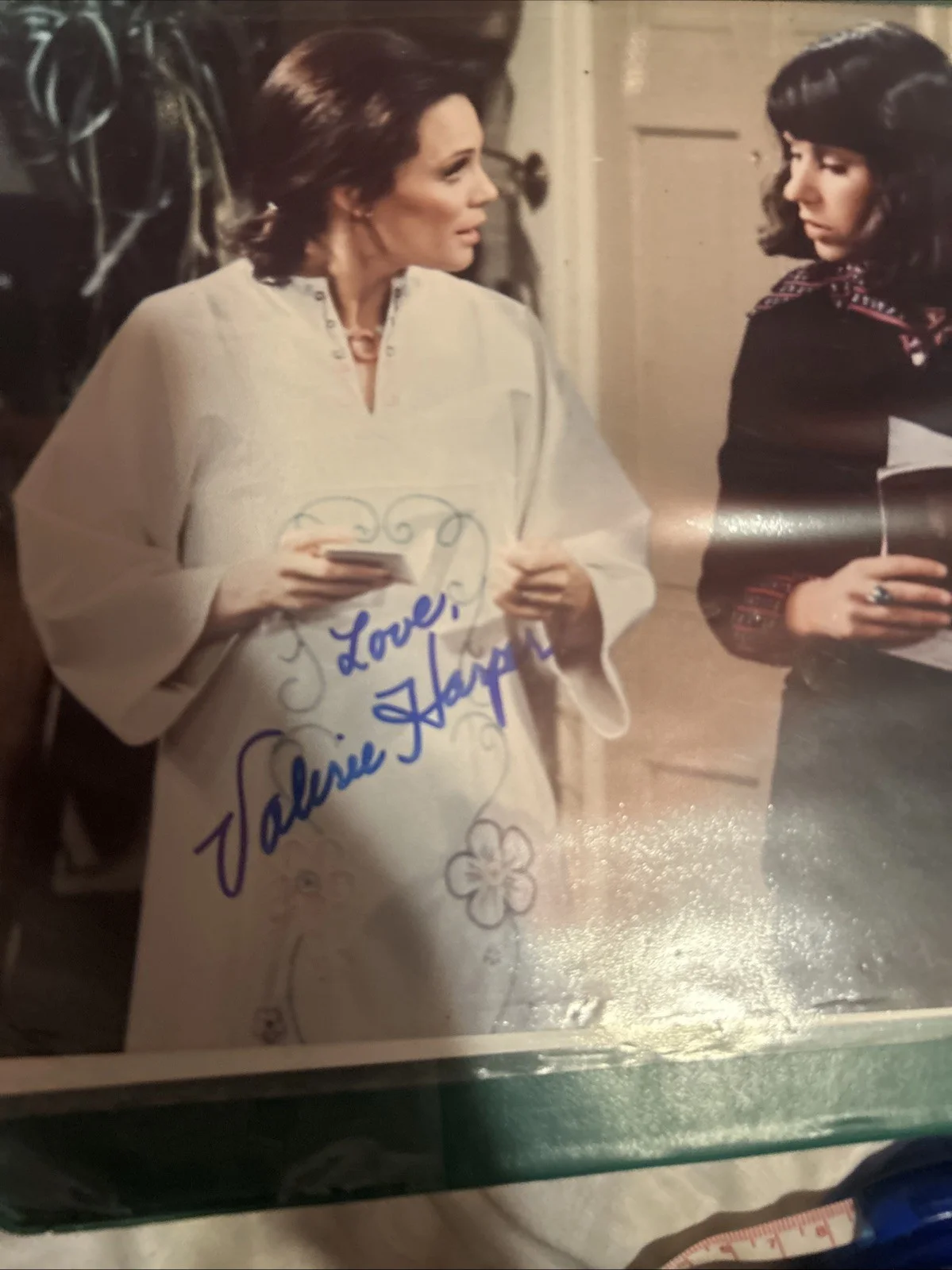 Valerie Harper — Valerie Harper 8 X 10 Autographed Colored Photo Authentic, image 4