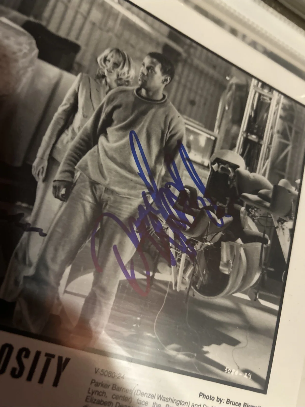 Denzel, Washington Louise Fletcher — Denzel Washington And Louise Fletcher Autographed Photo Virtuosity Authentic, изображение 5
