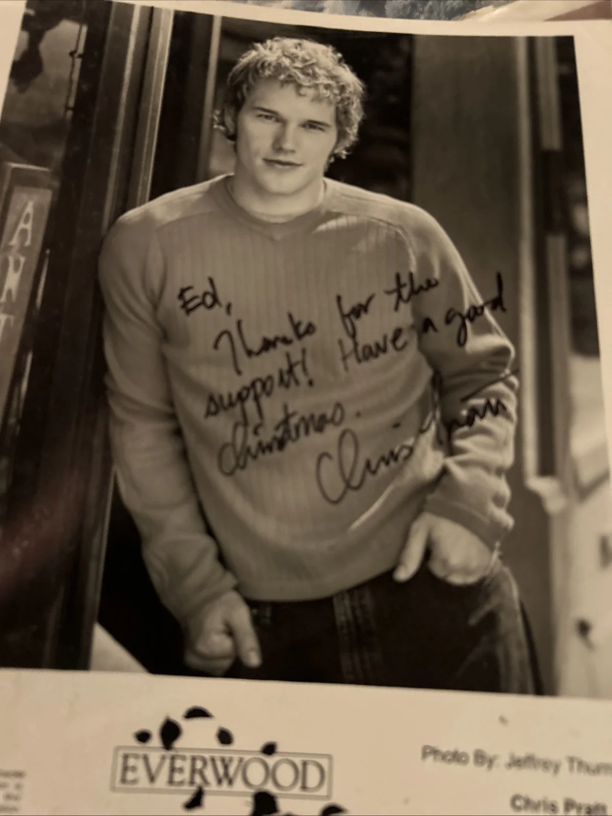Chris Pratt — Chris Pratt Signed Everwood 8 X 10 Black-And-White Photo, image 4