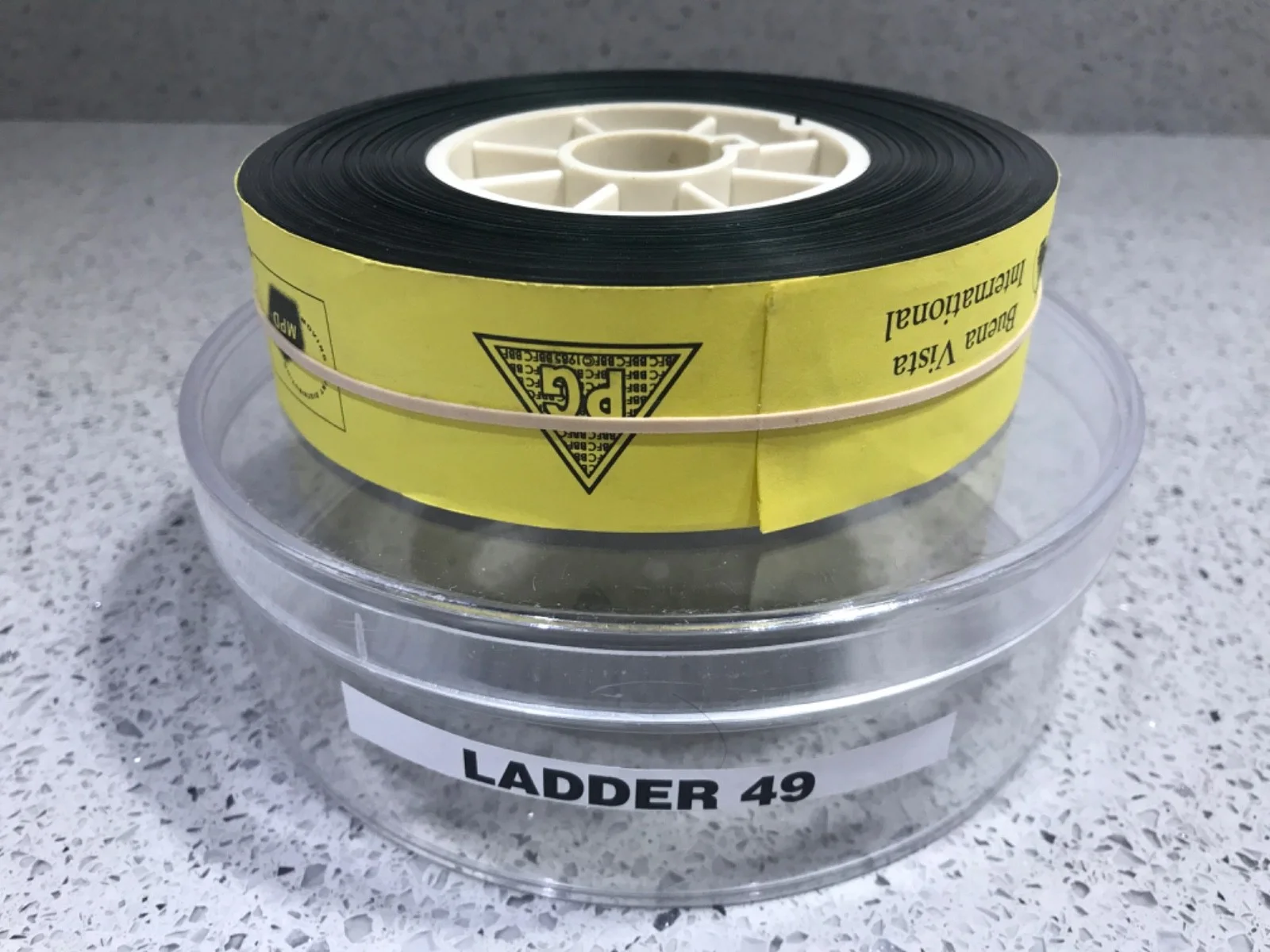 35mm Movie Trailer Film Cell Cinema Reel - LADDER 49 (2004) - John Travolta, изображение 2