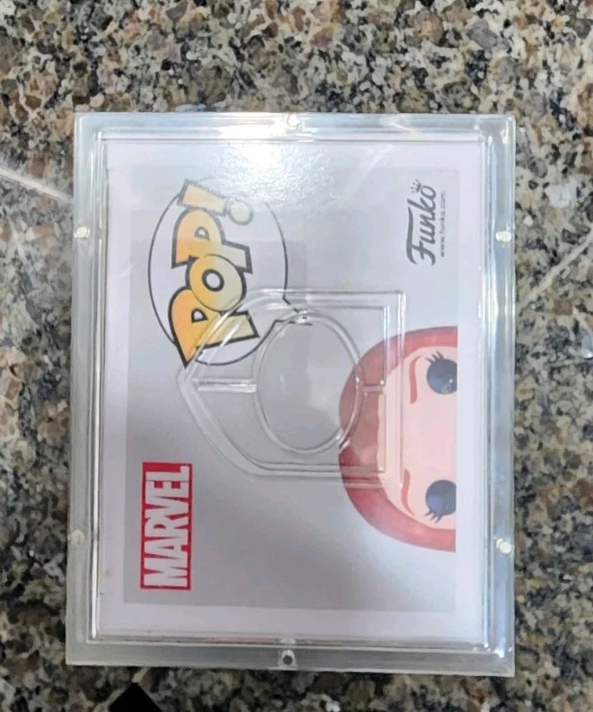 Elizabeth Olsen — Elizabeth Olsen Signed Wanda 70's Wandavision Funko Pop 717 Beckett, изображение 5