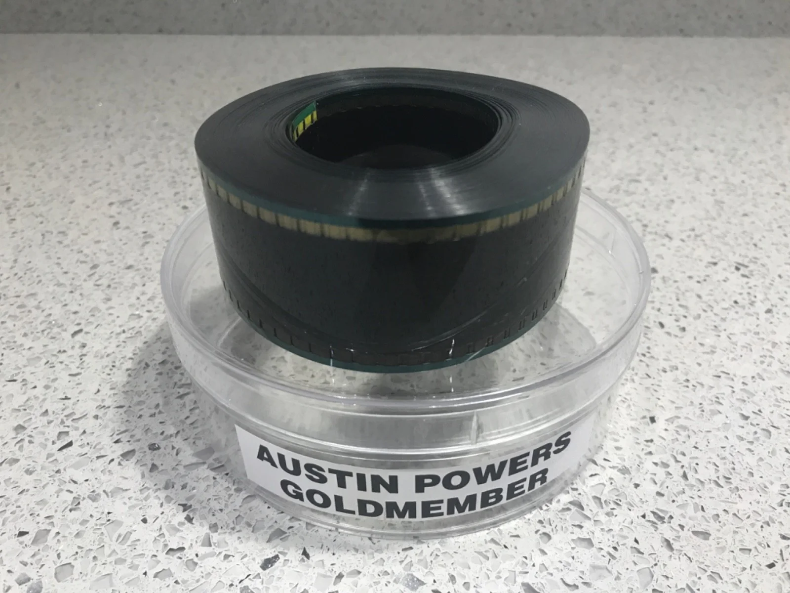 35mm Movie Trailer Film Cell Cinema Reel - AUSTIN POWERS GOLDMEMBER Scope (2002), изображение 2