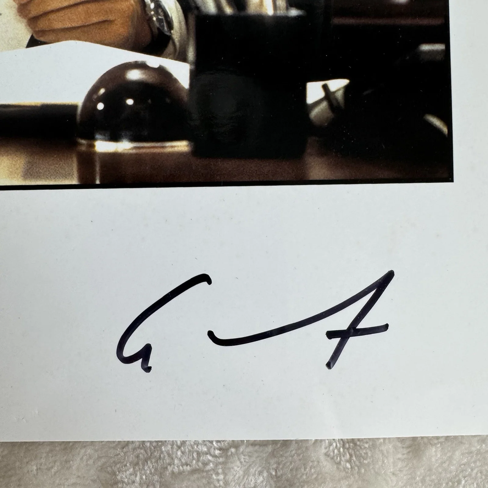 Hugh Grant — HUGH GRANT signed autographed 8x10 photo, image 3