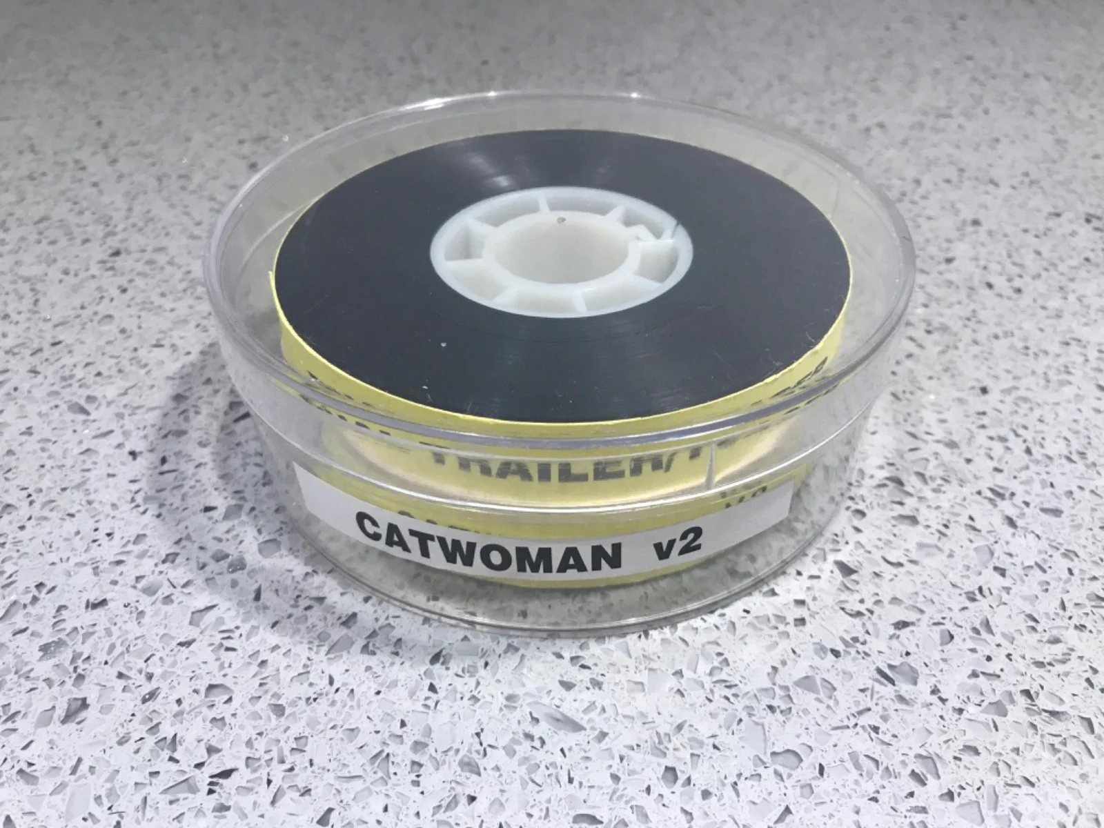 35mm Movie Trailer Film Cell Cinema Reel - CATWOMAN v2 (2004) - Halle Berry, изображение 3