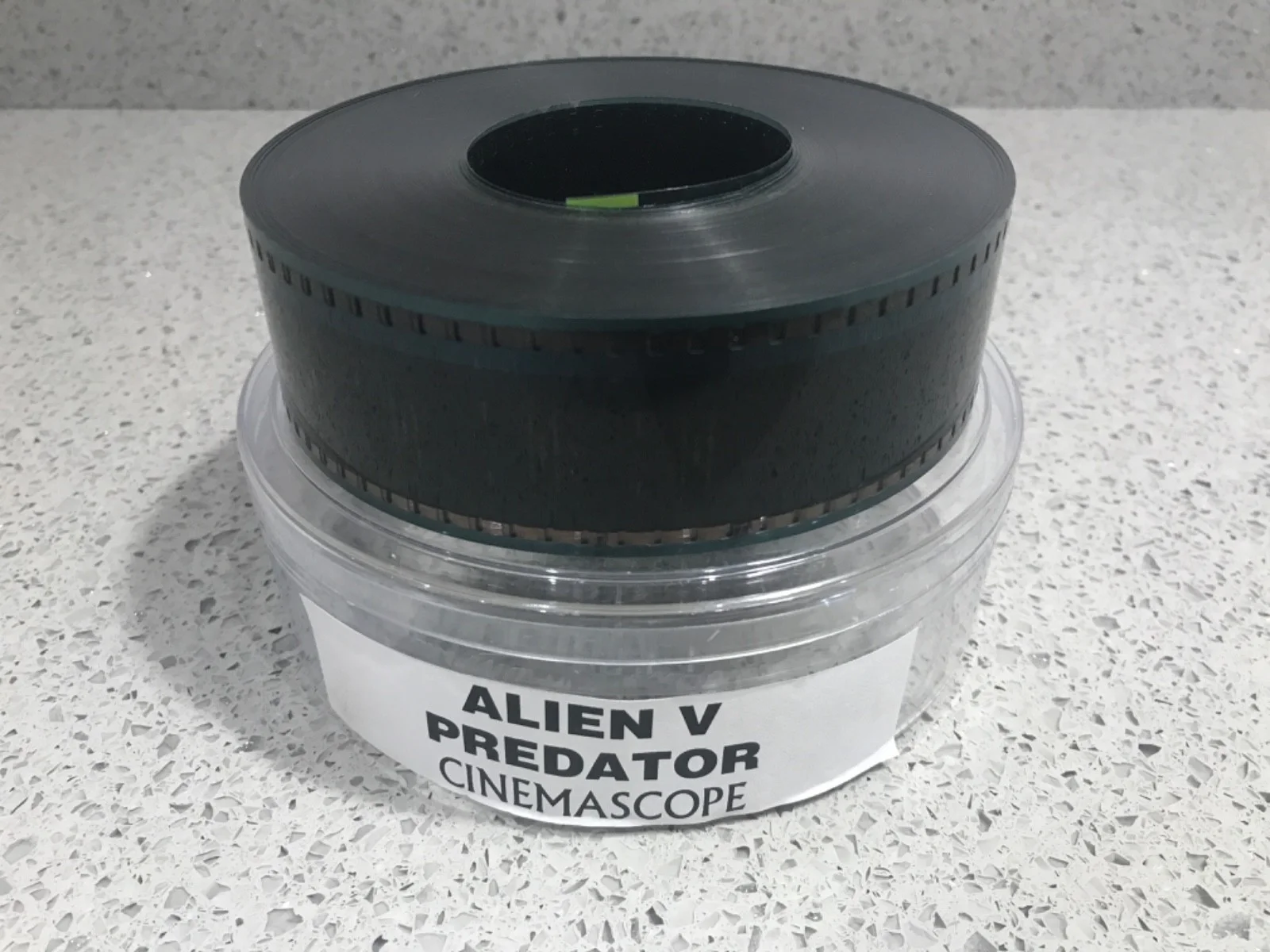 35mm Movie Trailer Film Cell Cinema Reel - ALIEN VS PREDATOR : REQUIEM (2007), изображение 2